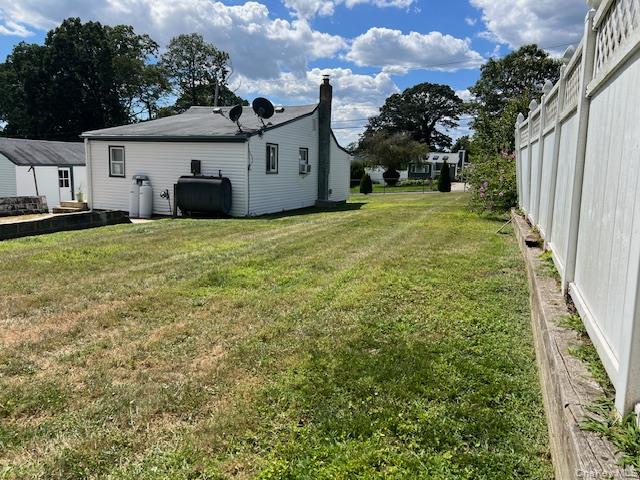 #3 photo, 443 Adirondack Drive, サフォーク郡 Farmingville , NY 11738