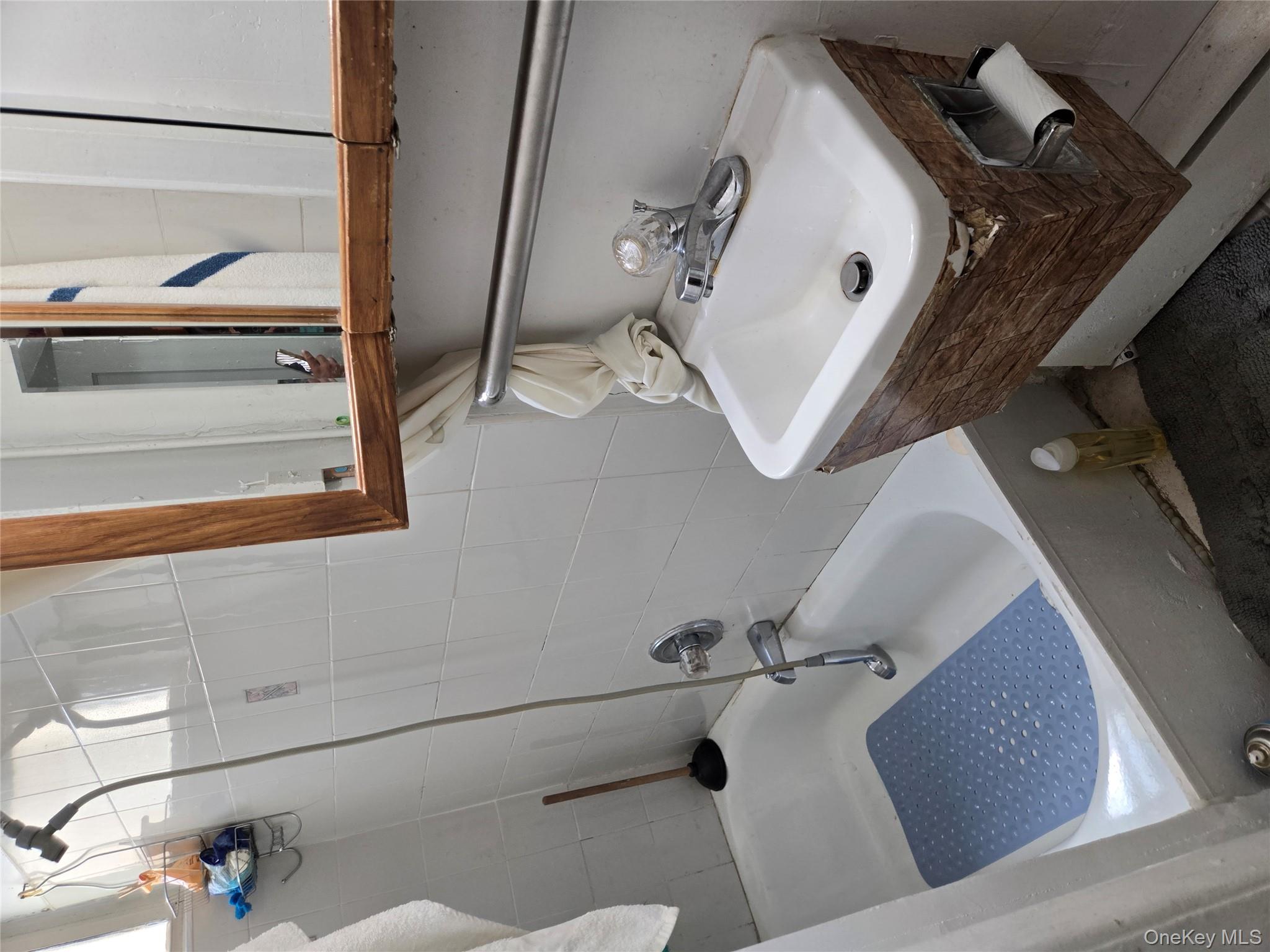 #8 photo, 1530 Gates Avenue, ブルックリン区 Brooklyn , NY 11237