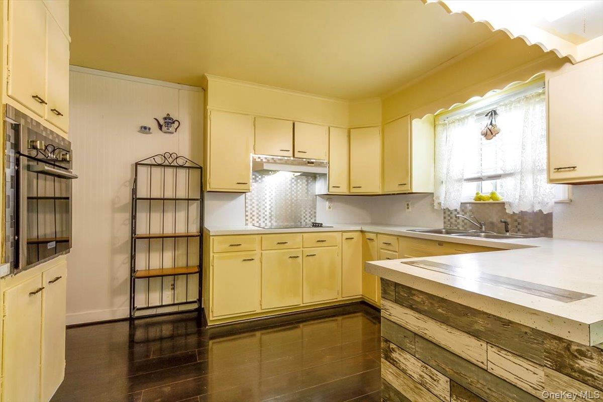 #12 photo, 5 Priscilla Lane, Poughkeepsie , NY 12603