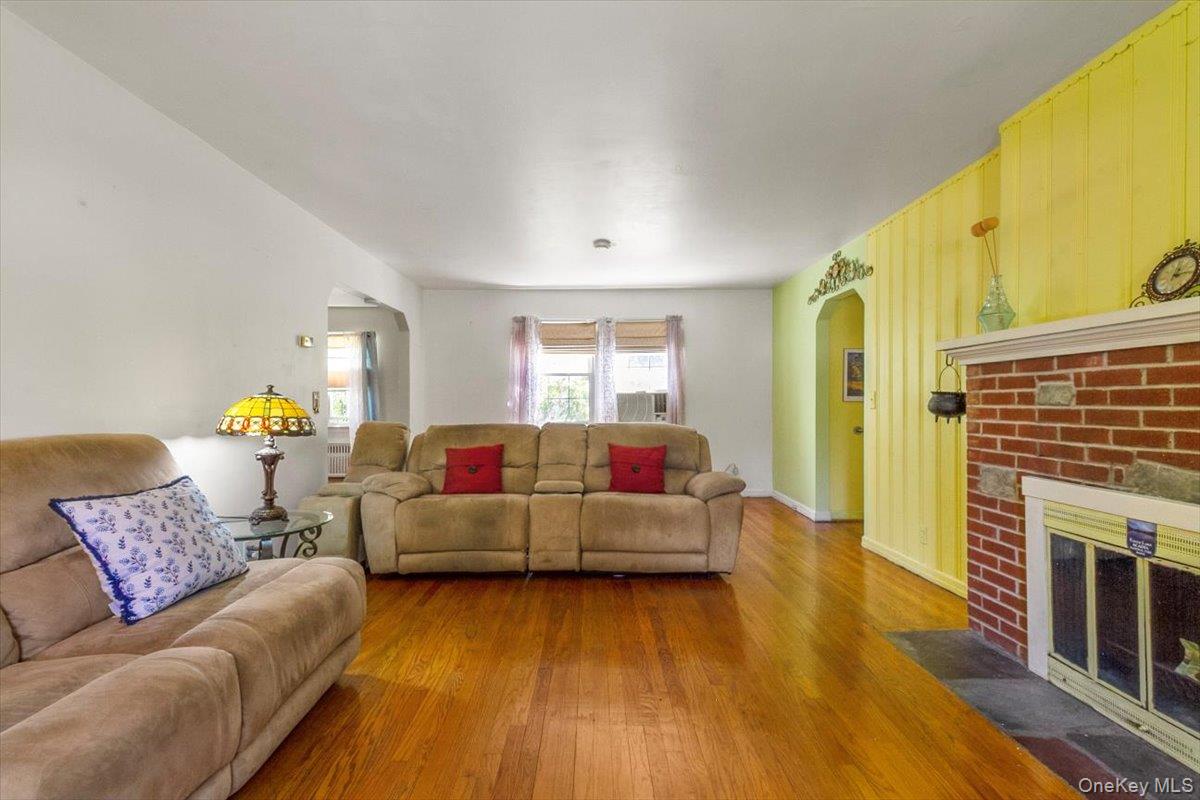 #6 photo, 5 Priscilla Lane, Poughkeepsie , NY 12603