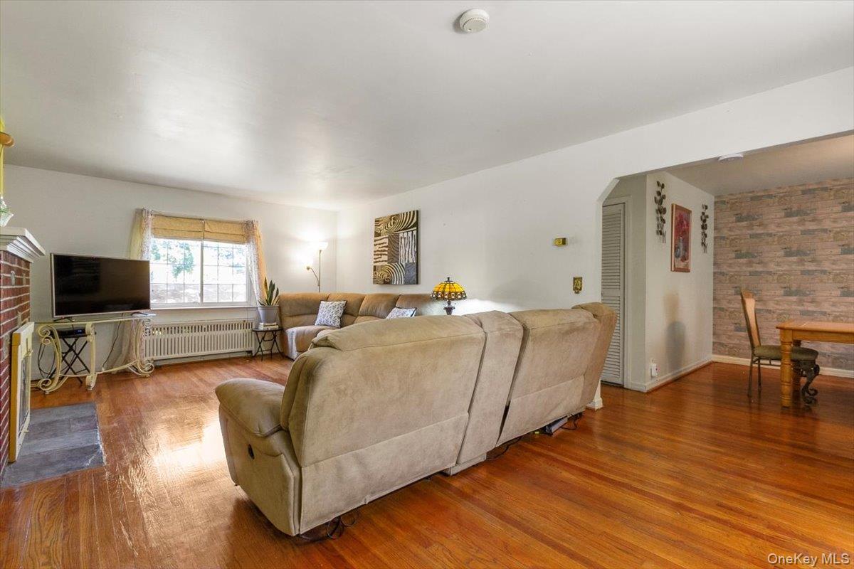 #7 photo, 5 Priscilla Lane, Poughkeepsie , NY 12603