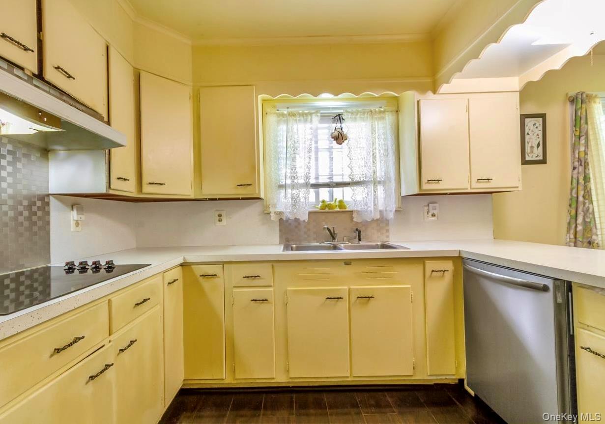 #9 photo, 5 Priscilla Lane, Poughkeepsie , NY 12603