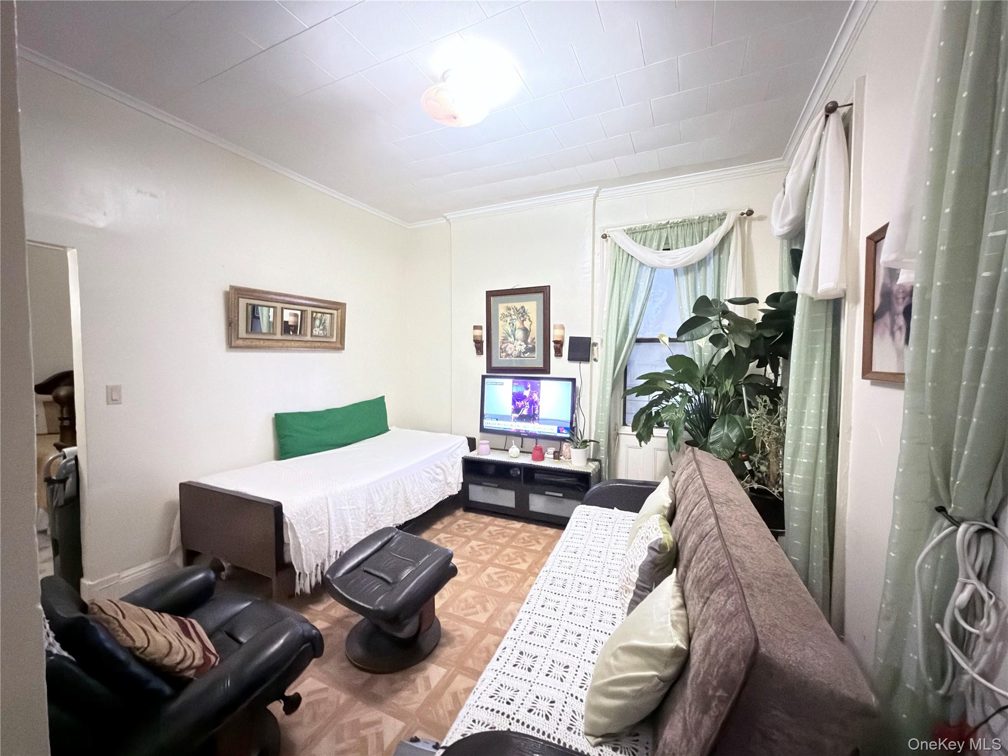 #7 photo, 482 Ridgewood Avenue, Brooklyn , NY 11208