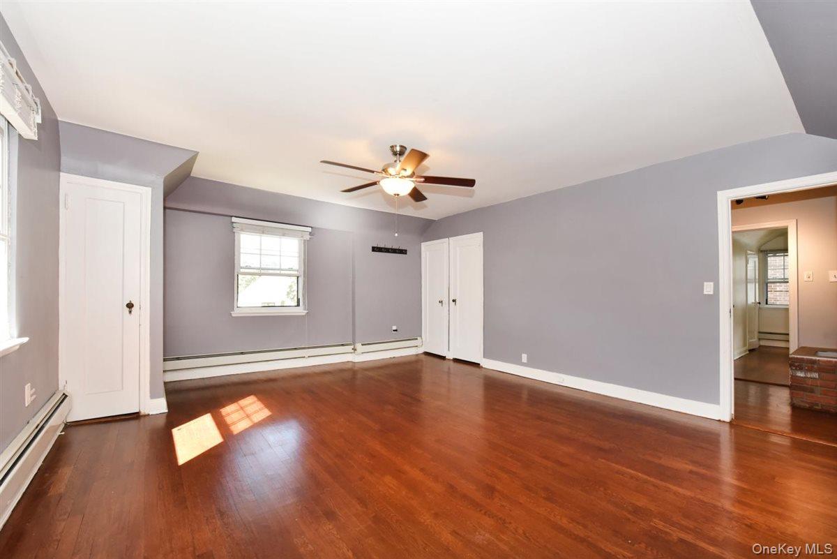 #13 photo, 139-30 Coolidge Avenue, クイーンズ区 Briarwood , NY 11435