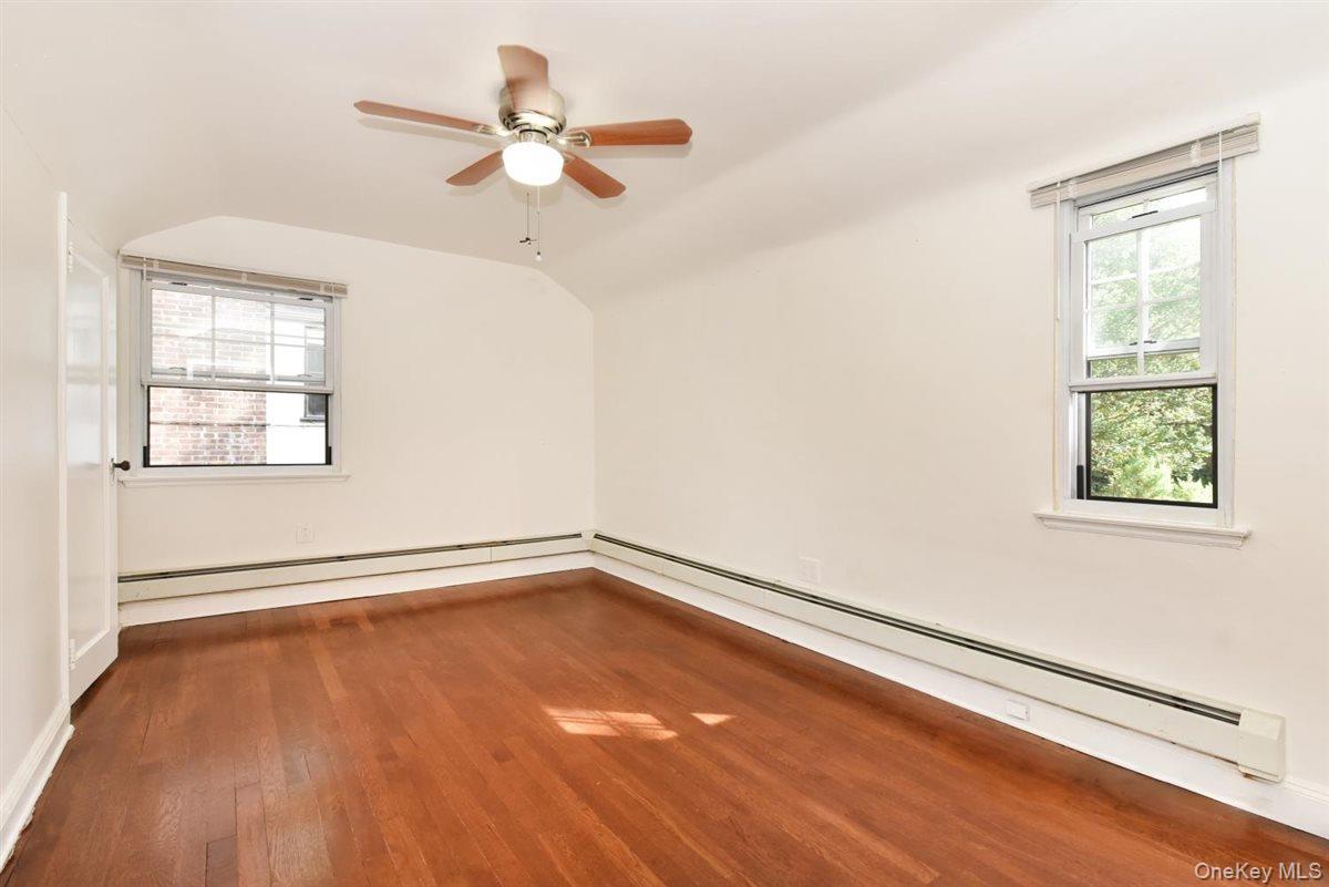 #17 photo, 139-30 Coolidge Avenue, クイーンズ区 Briarwood , NY 11435