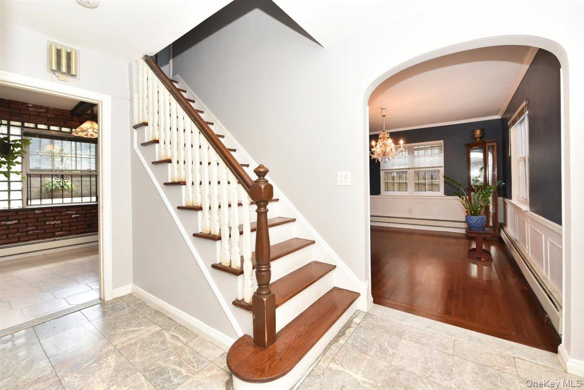 #3 photo, 139-30 Coolidge Avenue, クイーンズ区 Briarwood , NY 11435