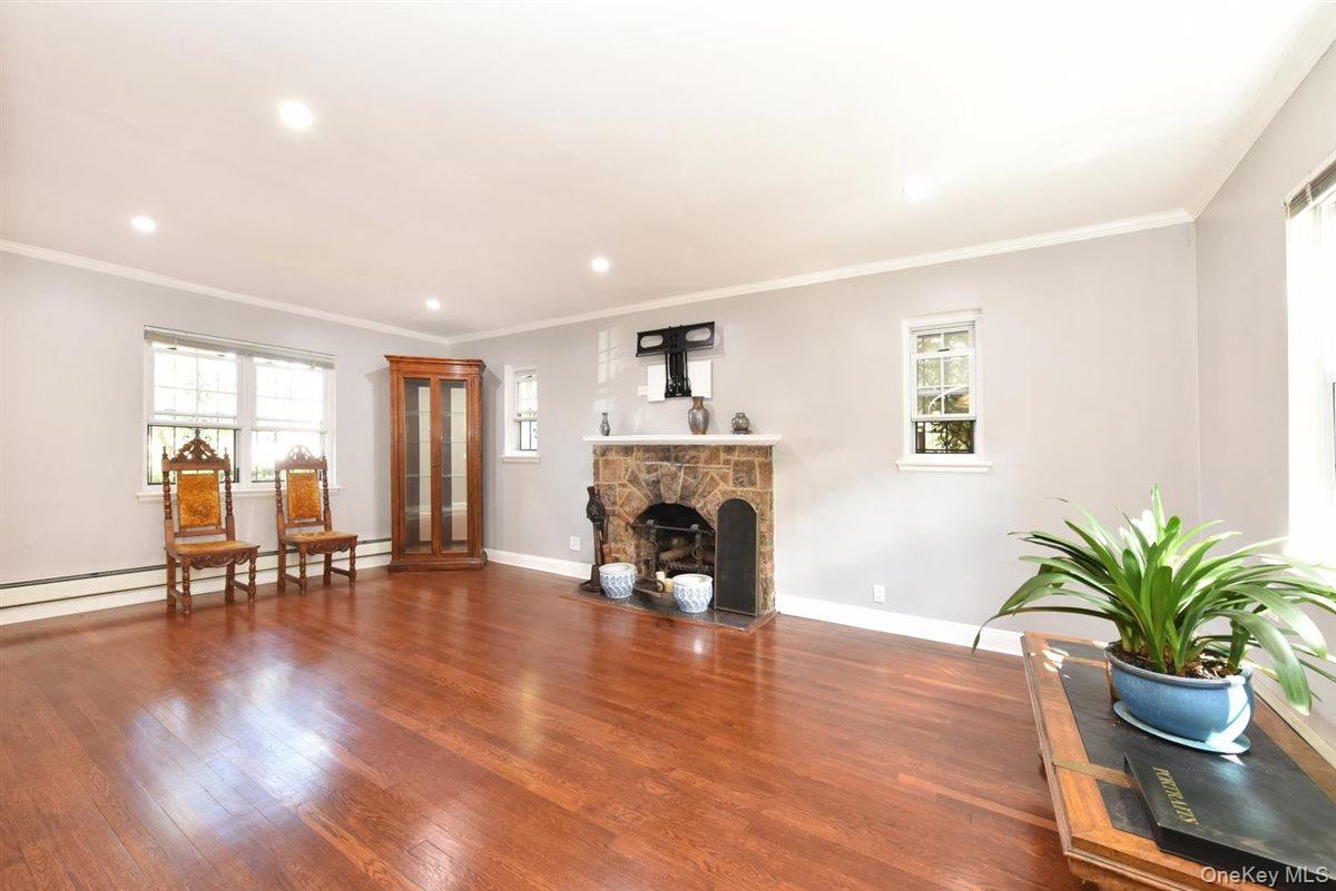 #4 photo, 139-30 Coolidge Avenue, クイーンズ区 Briarwood , NY 11435