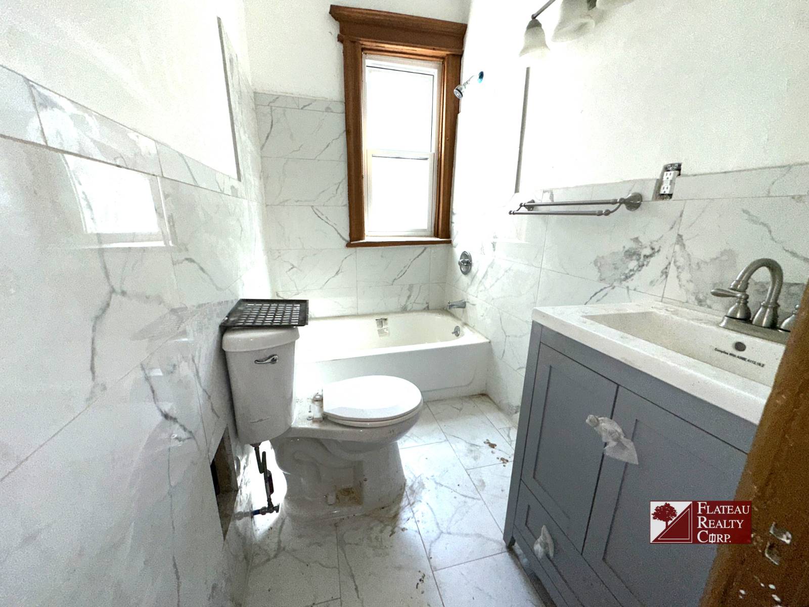 #16 photo, 202 E. 35th Street, Little Haiti , NY 11203