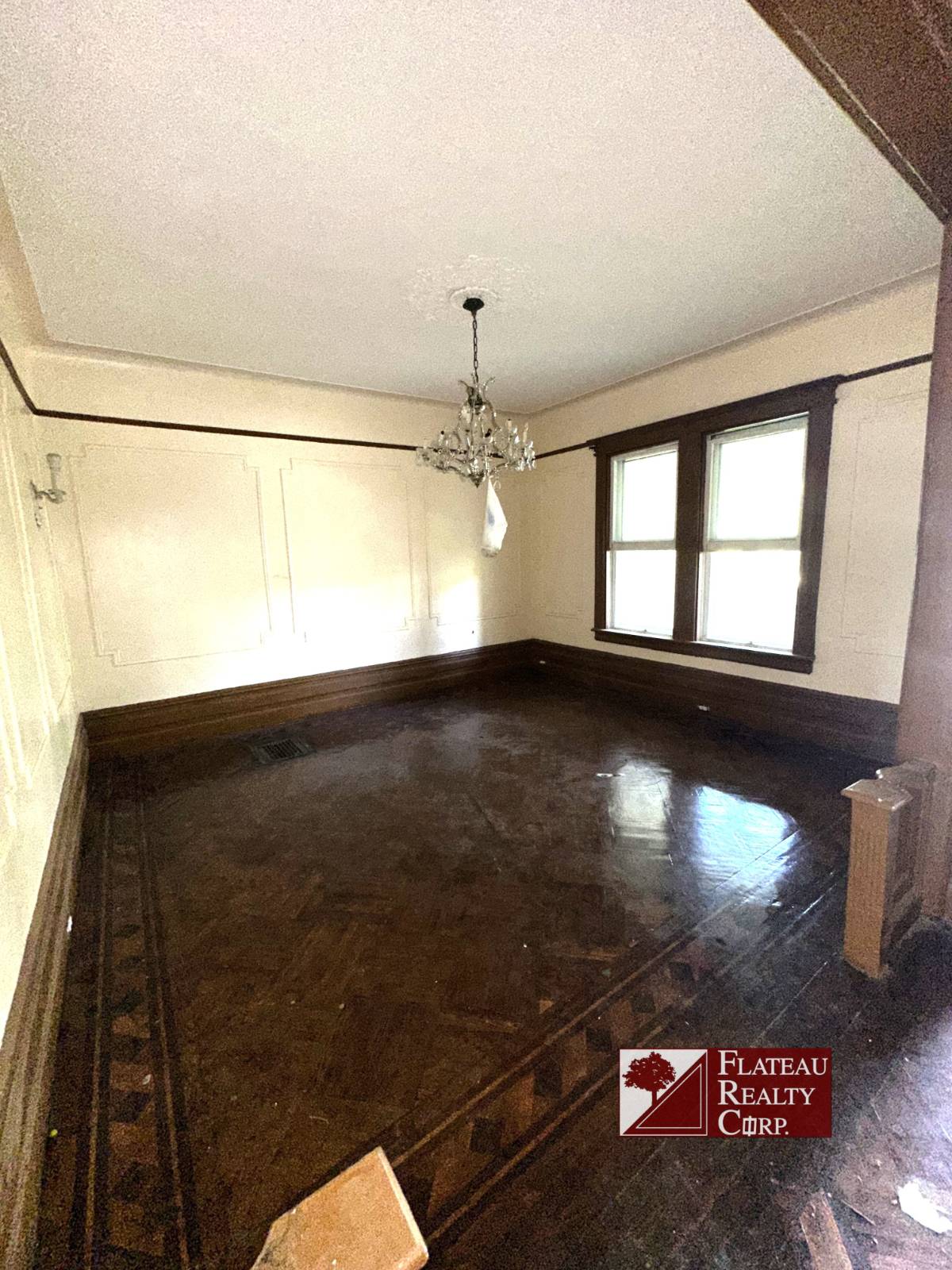 #7 photo, 202 E. 35th Street, Little Haiti , NY 11203