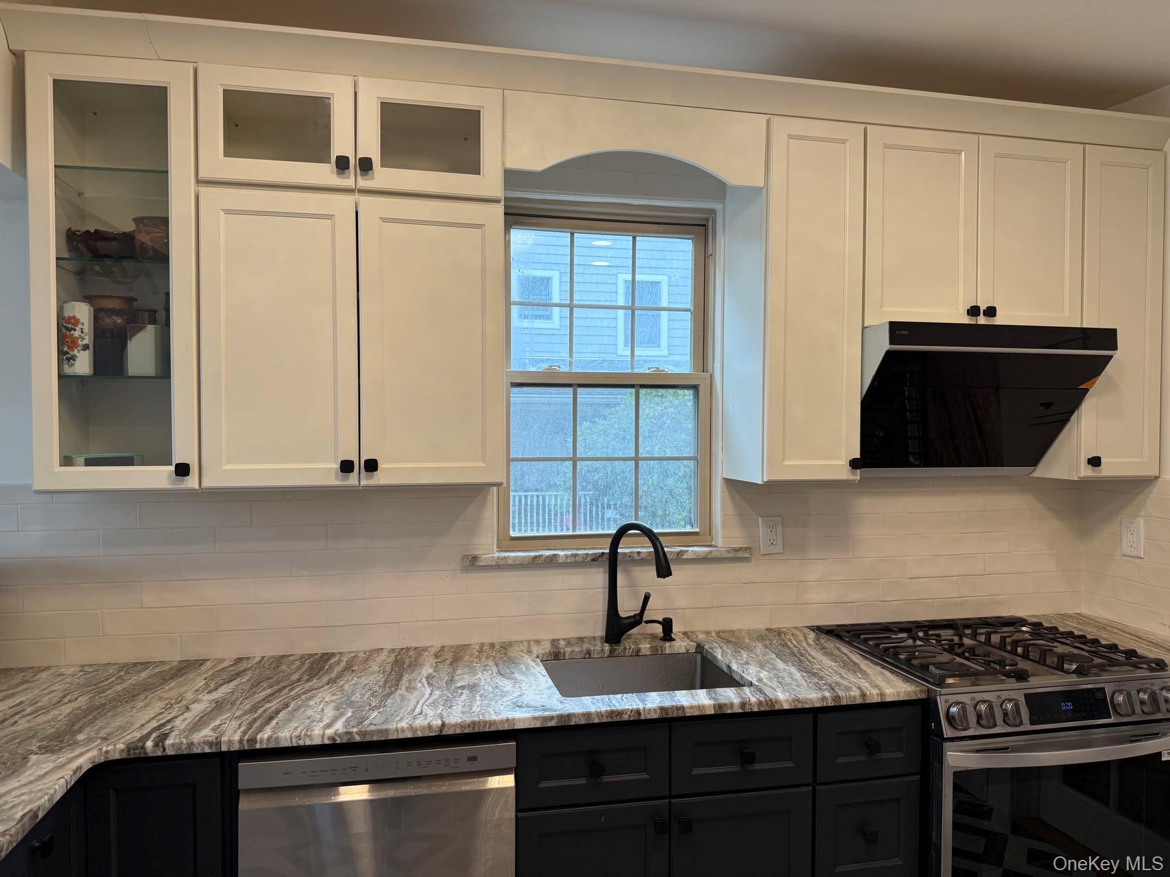 #3 photo, 27 Dosoris Way, ナッソー郡 Glen Cove , NY 11542