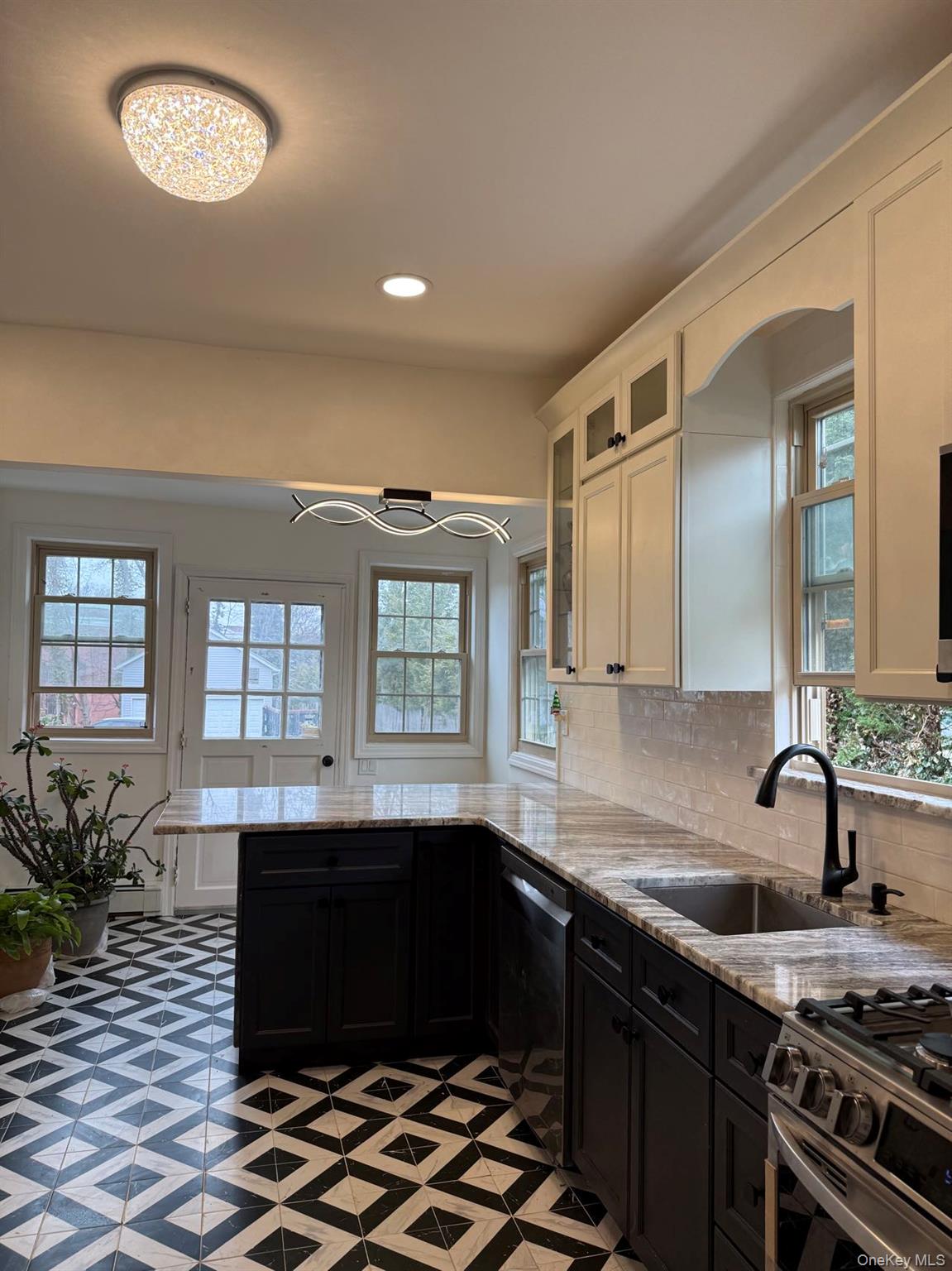 #5 photo, 27 Dosoris Way, ナッソー郡 Glen Cove , NY 11542