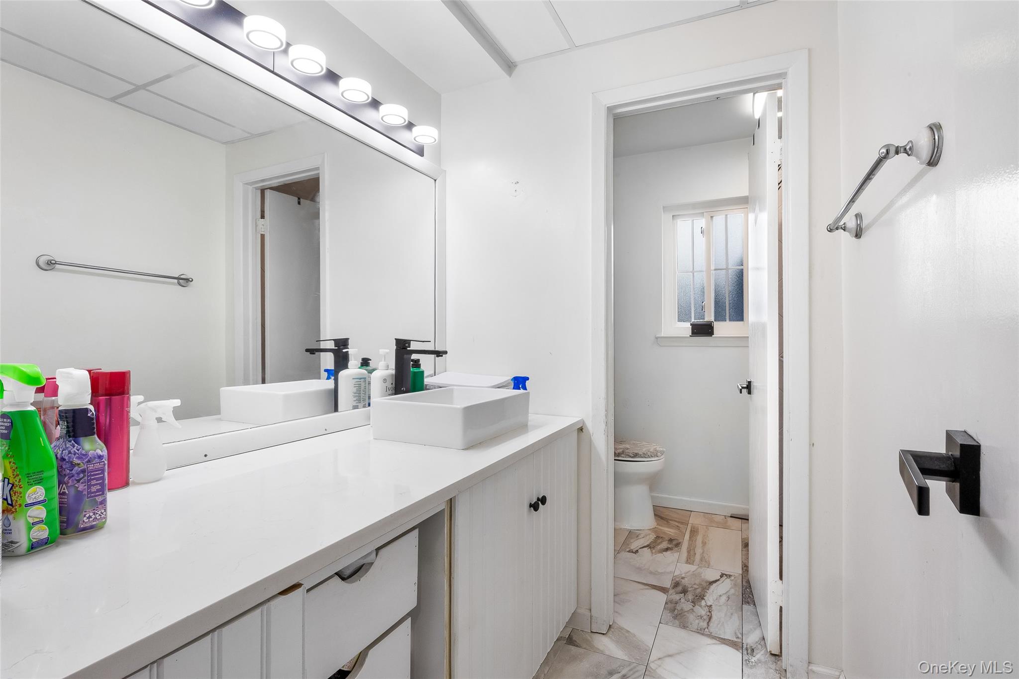 #11 photo, 195 Lake Pointe Circle, サフォーク郡 Middle Island , NY 11953