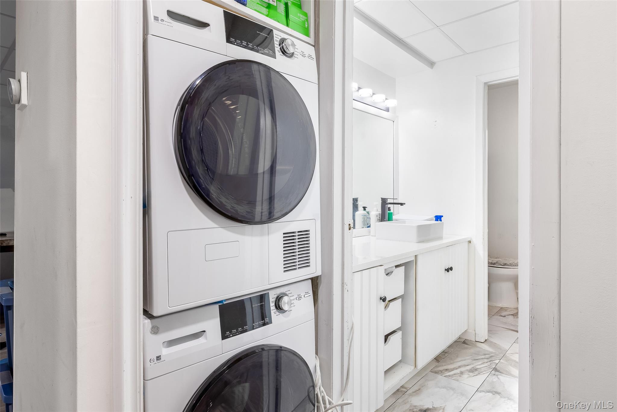 #16 photo, 195 Lake Pointe Circle, サフォーク郡 Middle Island , NY 11953