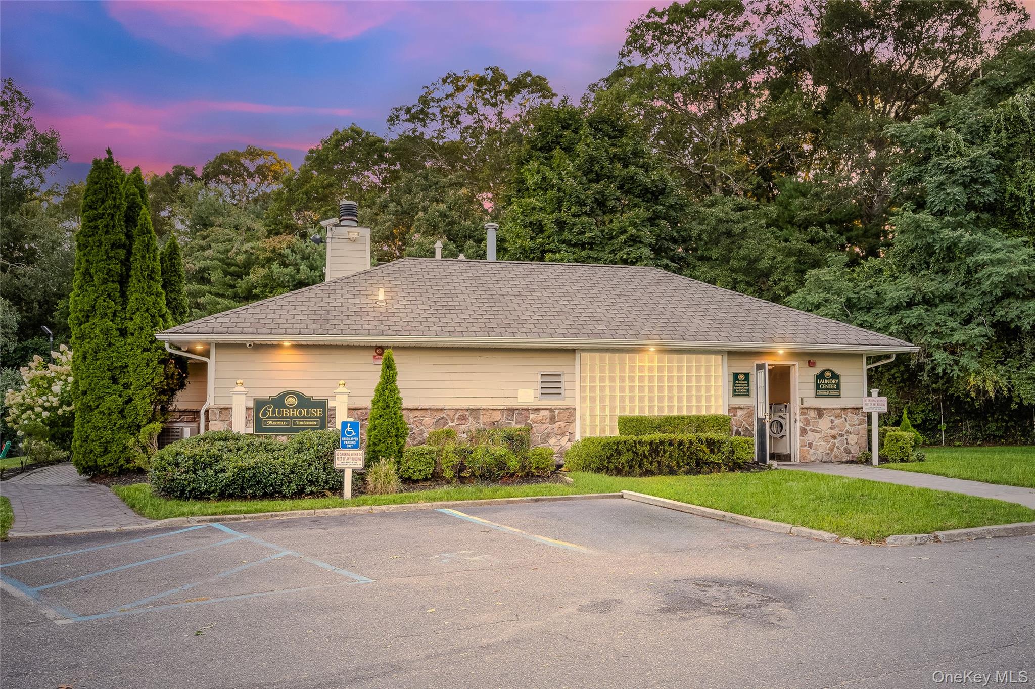 #19 photo, 195 Lake Pointe Circle, サフォーク郡 Middle Island , NY 11953