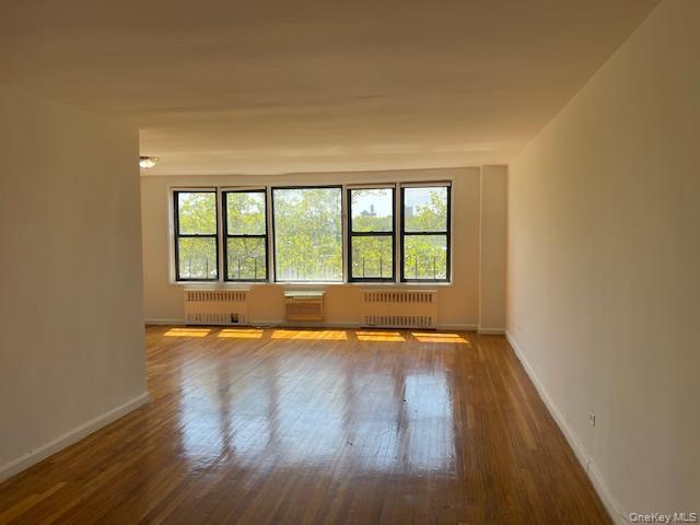#3 photo, 108-49 63rd Avenue, クイーンズ区 Forest Hills , NY 11375