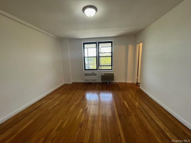 #8 photo, 108-49 63rd Avenue, クイーンズ区 Forest Hills , NY 11375