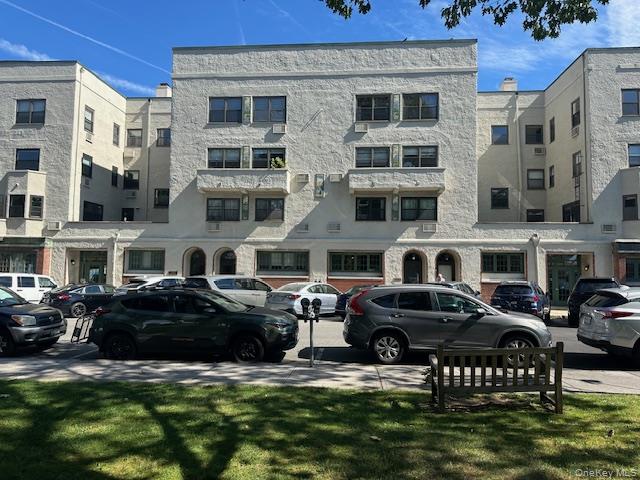 #13 photo, 12 Studio Arcade, ブロンクス区 Bronxville , NY 10708