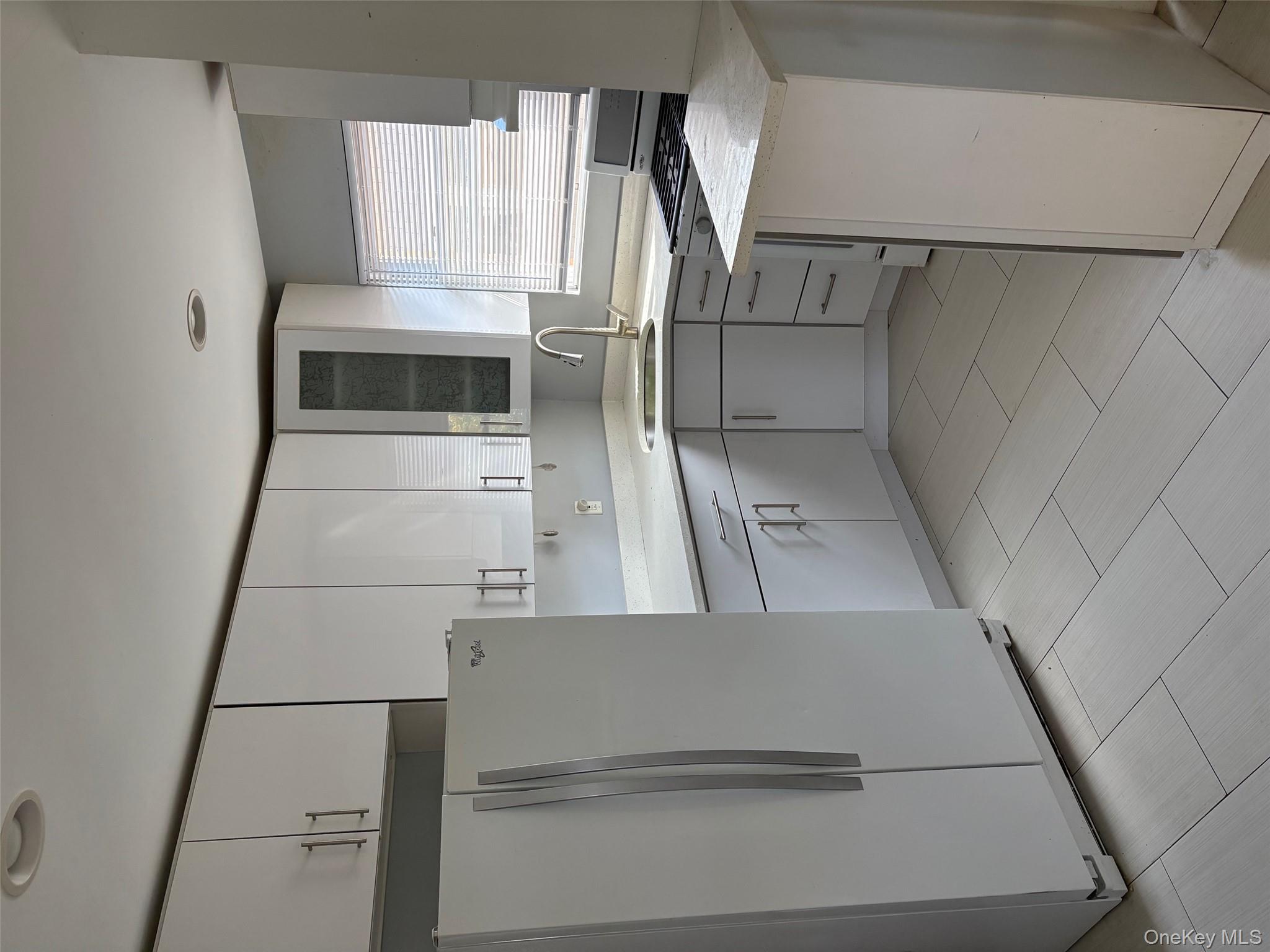 #3 photo, 407 Park Avenue, ナッソー郡 Long Beach , NY 11561