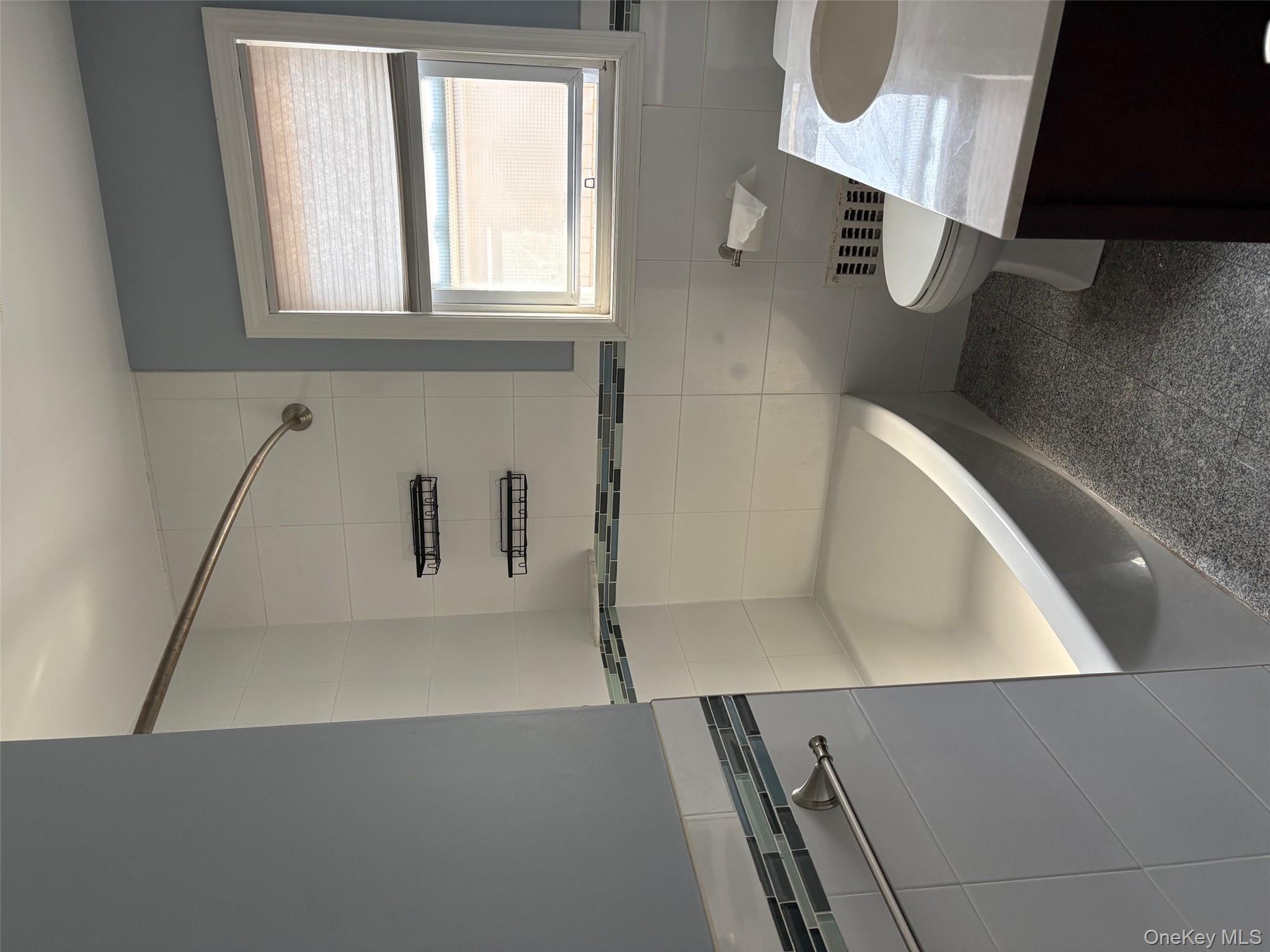 #8 photo, 407 Park Avenue, ナッソー郡 Long Beach , NY 11561