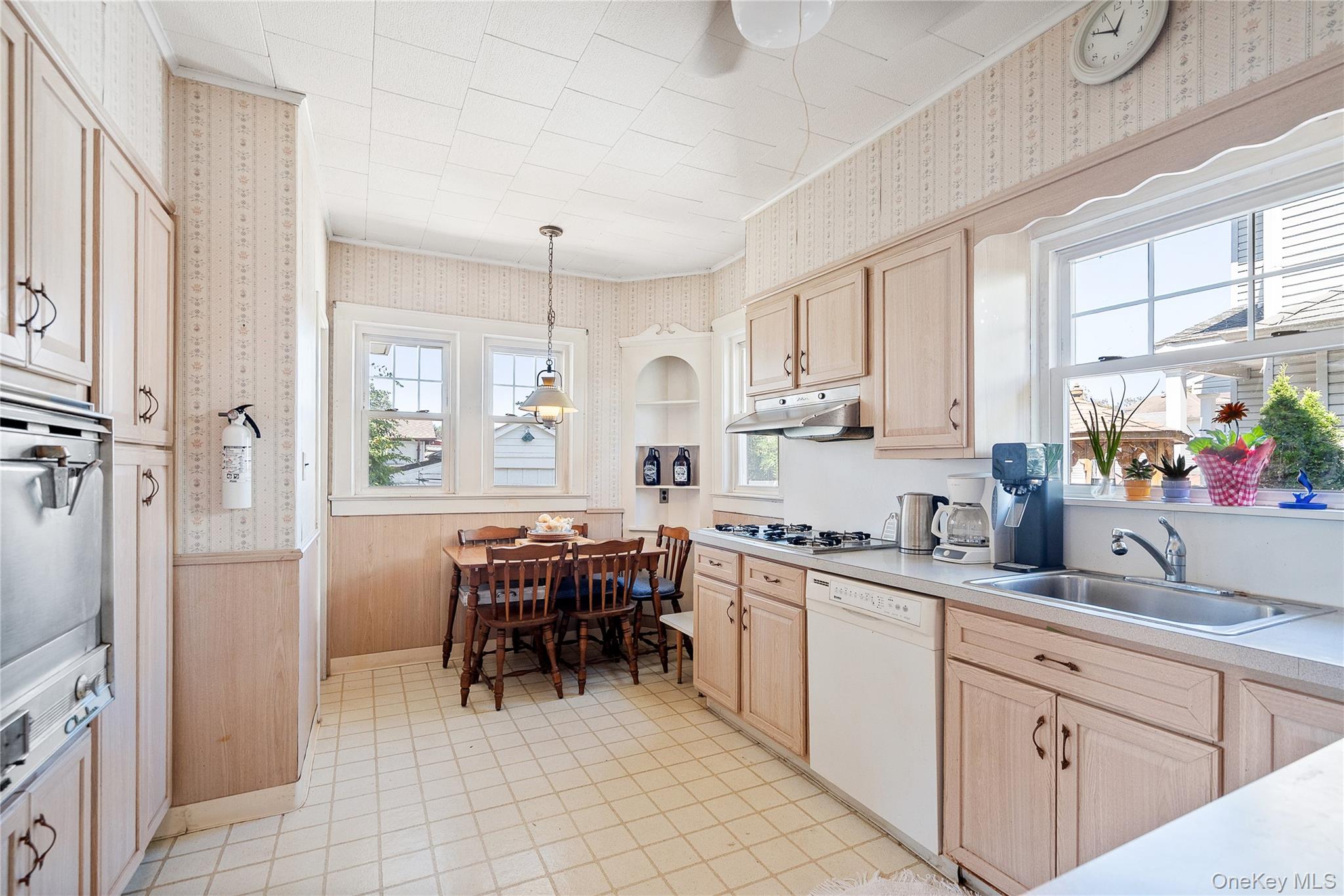 #11 photo, 107 Melrose Avenue, East Rockaway , NY 11518