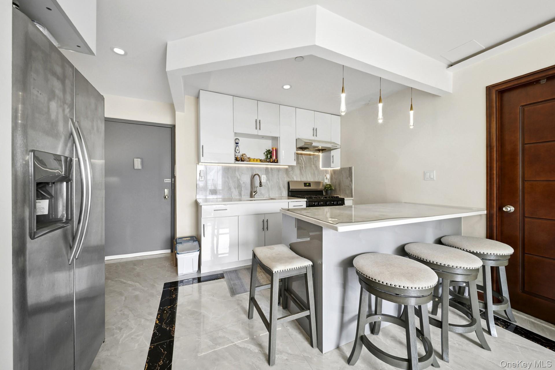 #5 photo, 7425 43rd Avenue, Elmhurst , NY 11373