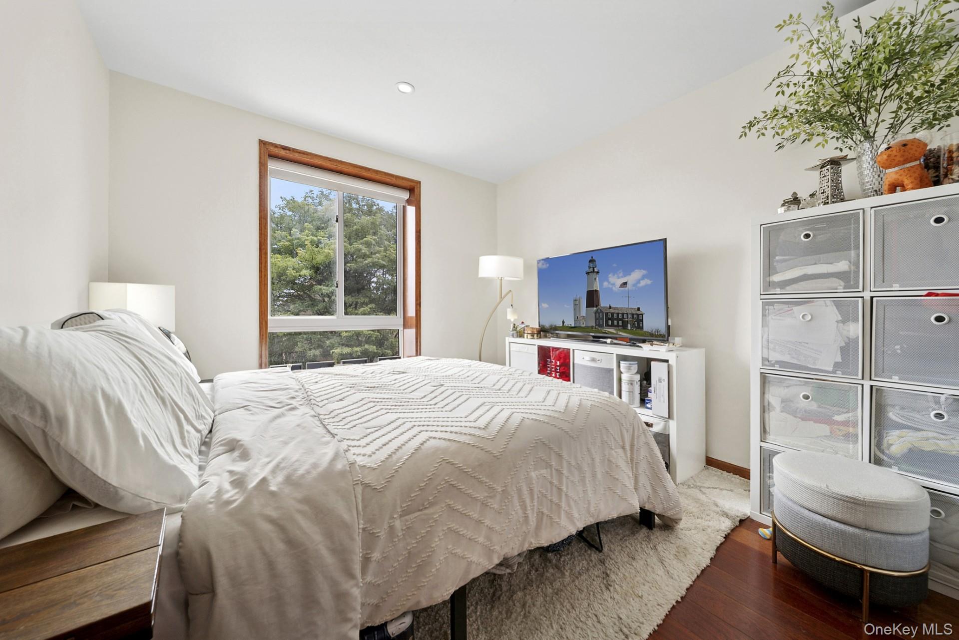 #7 photo, 7425 43rd Avenue, Elmhurst , NY 11373