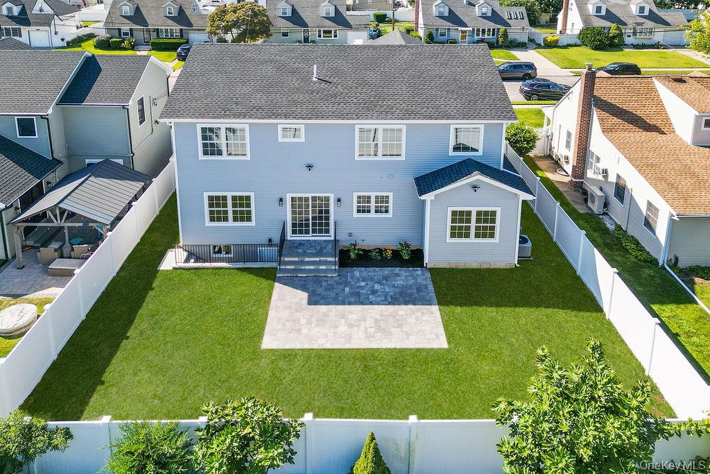 #14 photo, 1890 Chester Drive, ナッソー郡 East Meadow , NY 11554