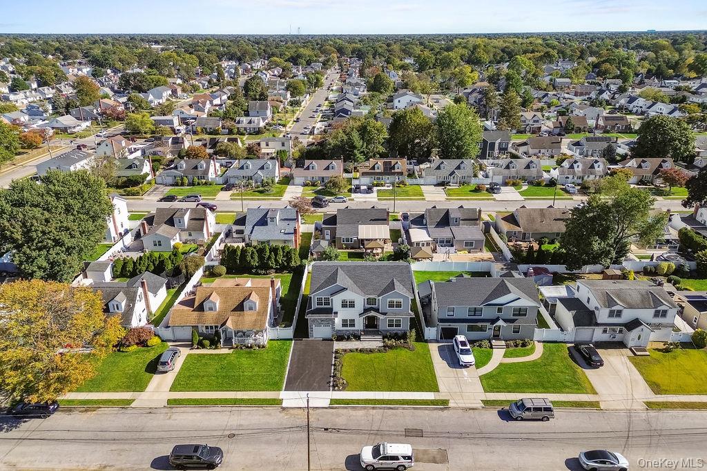 #17 photo, 1890 Chester Drive, ナッソー郡 East Meadow , NY 11554