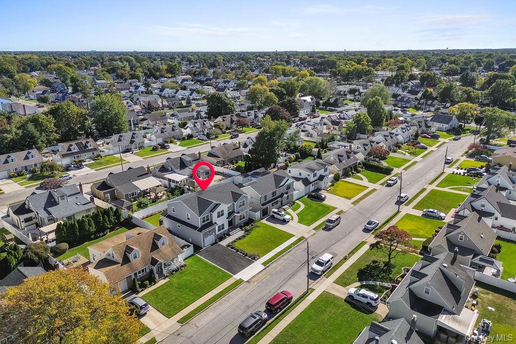 #18 photo, 1890 Chester Drive, ナッソー郡 East Meadow , NY 11554