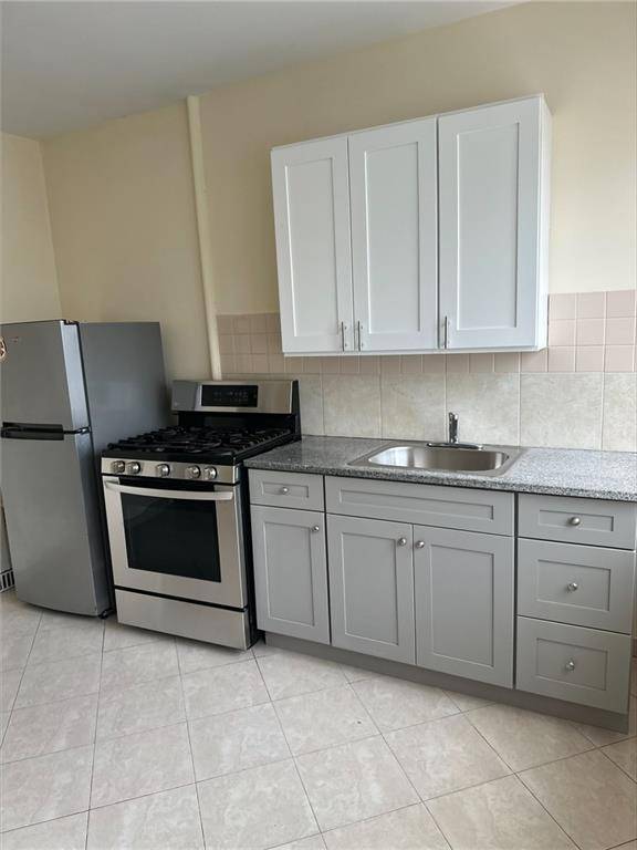 #21 photo, 1940 W 3rd St, ブルックリン区 Gravesend , NY 11223