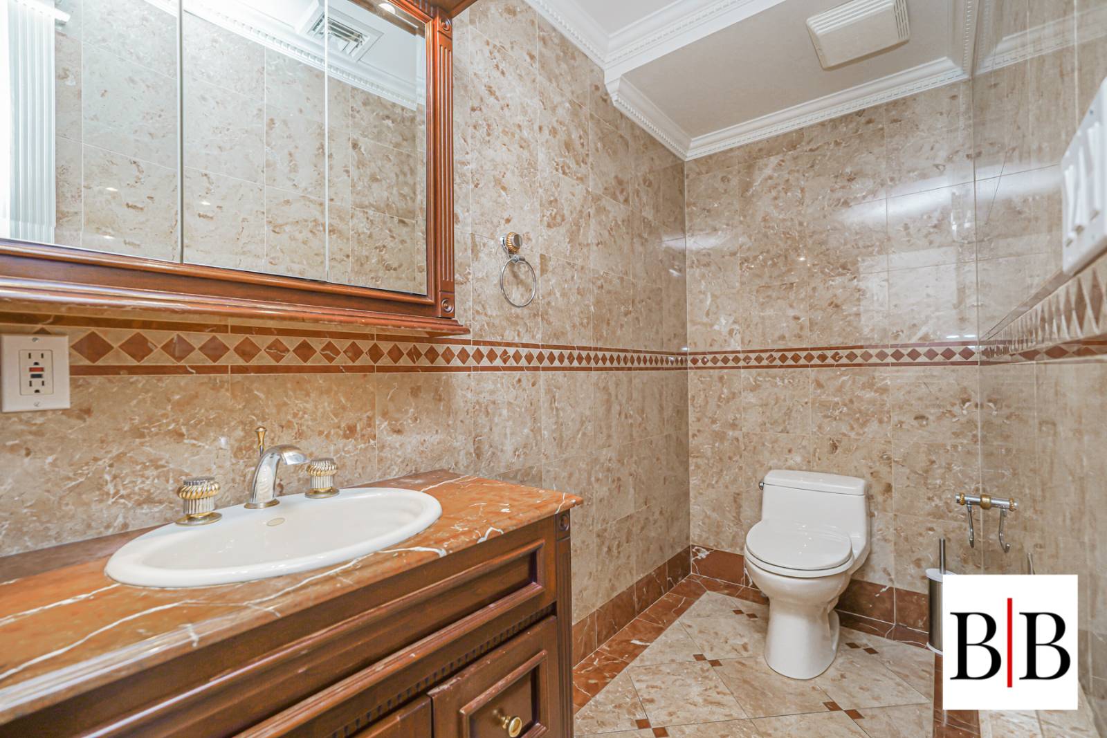 #15 photo, 2420 National Drive, ブルックリン区 Mill Basin , NY 11234