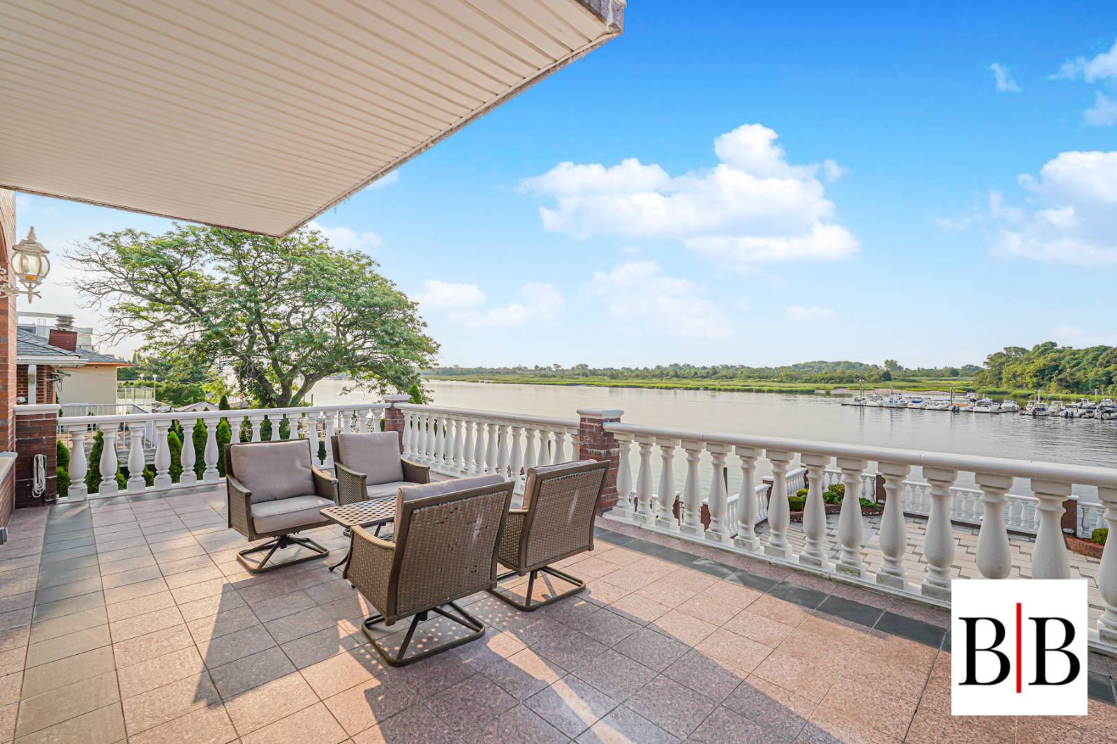 #26 photo, 2420 National Drive, ブルックリン区 Mill Basin , NY 11234