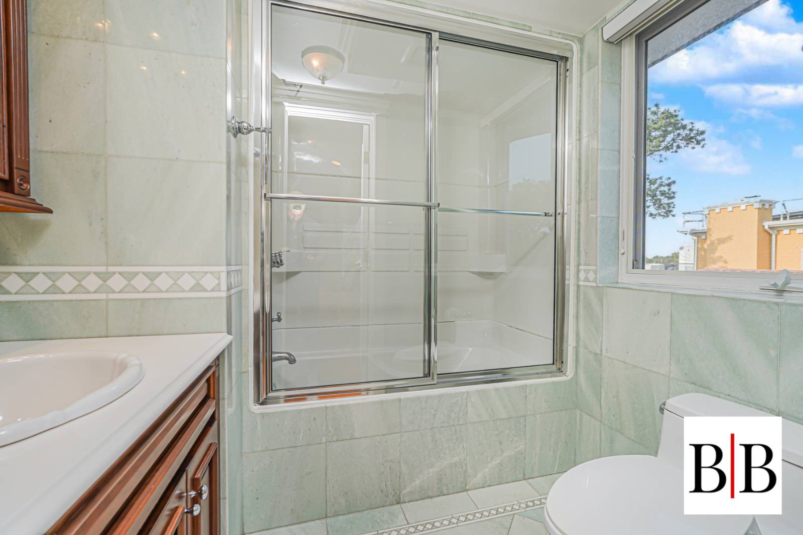 #34 photo, 2420 National Drive, ブルックリン区 Mill Basin , NY 11234