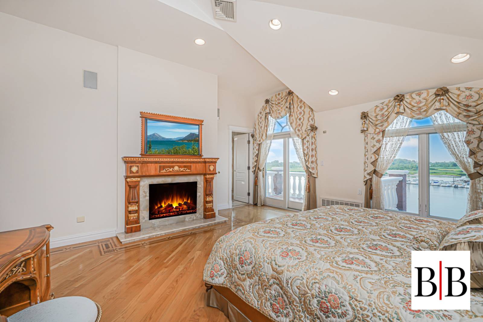 #45 photo, 2420 National Drive, ブルックリン区 Mill Basin , NY 11234