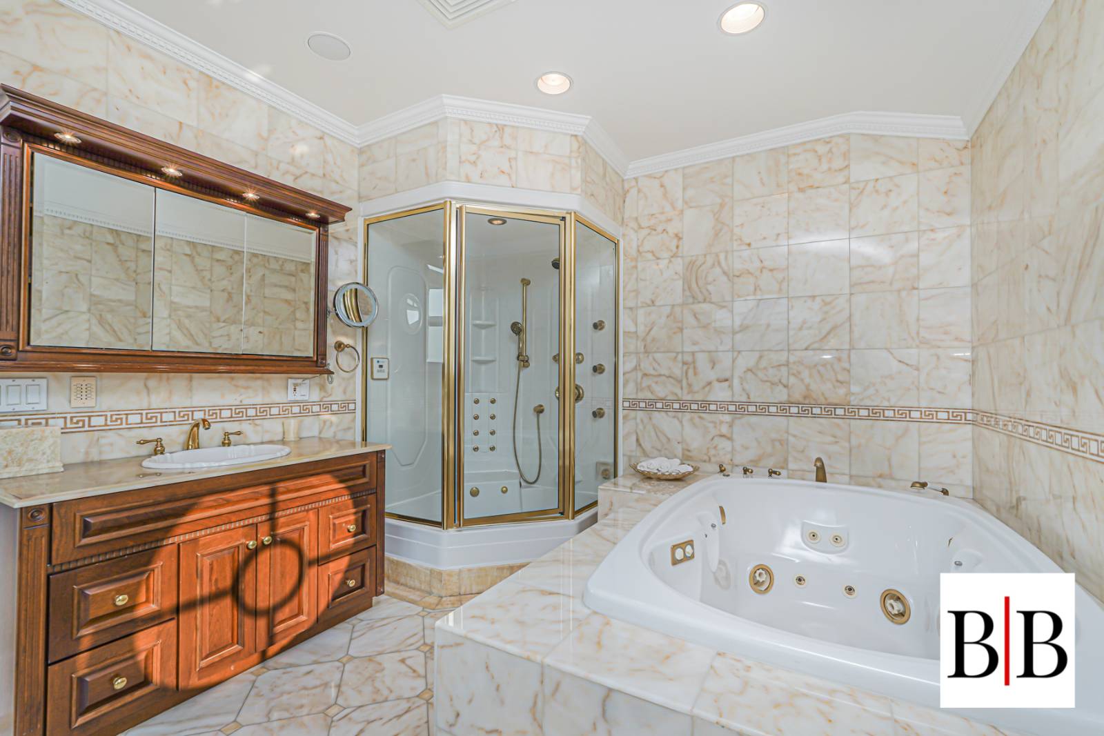 #48 photo, 2420 National Drive, ブルックリン区 Mill Basin , NY 11234