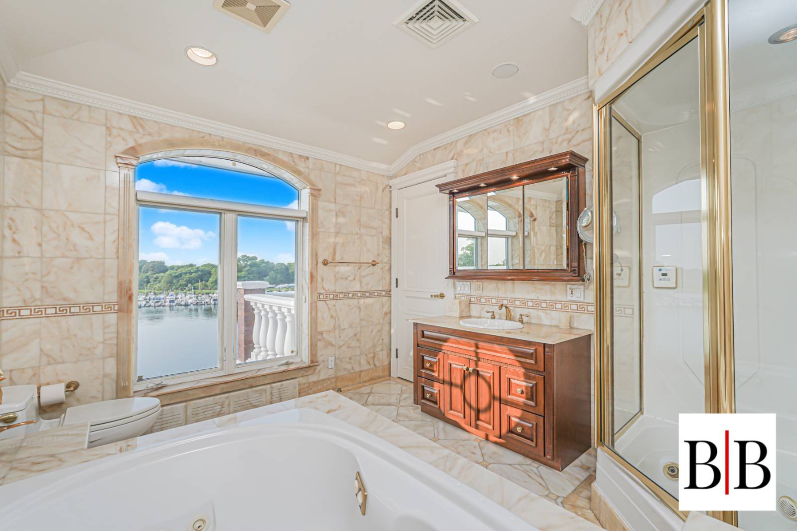 #49 photo, 2420 National Drive, ブルックリン区 Mill Basin , NY 11234