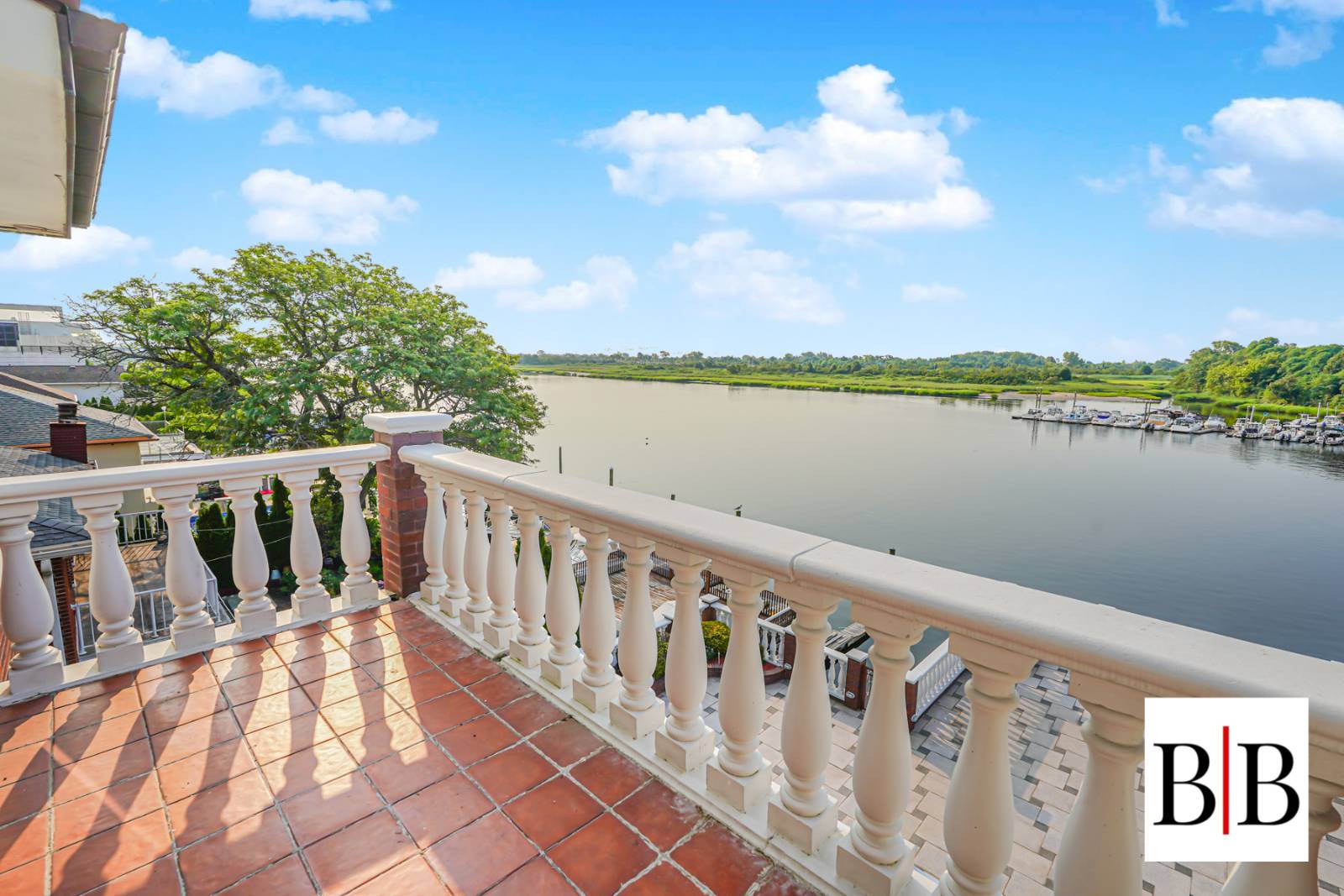 #50 photo, 2420 National Drive, ブルックリン区 Mill Basin , NY 11234