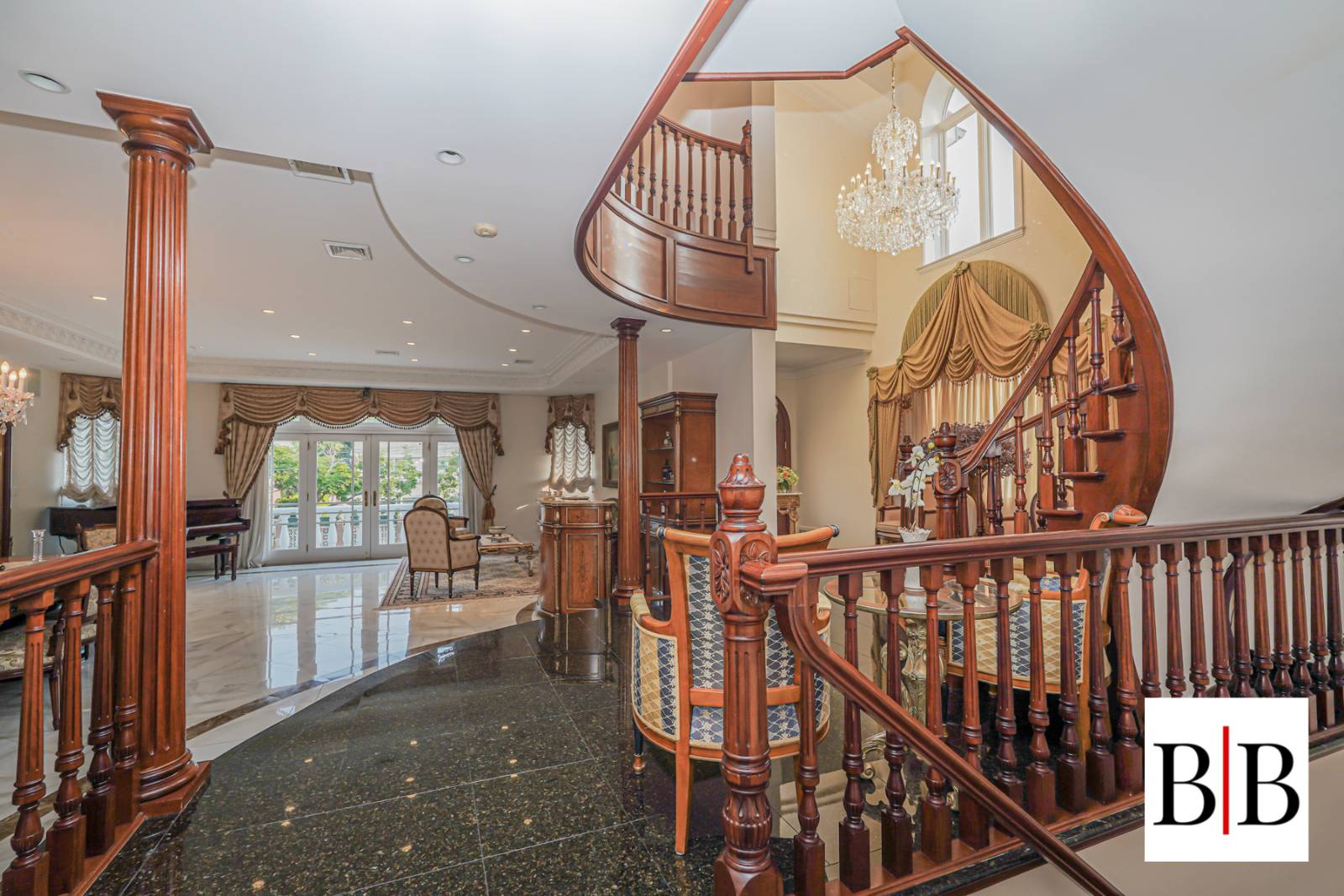 #9 photo, 2420 National Drive, ブルックリン区 Mill Basin , NY 11234