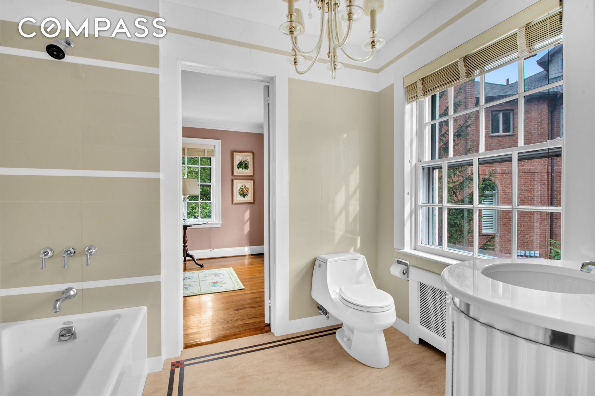 #22 photo, 142 Bertha Place, スタテンアイランド New York City , NY 10301