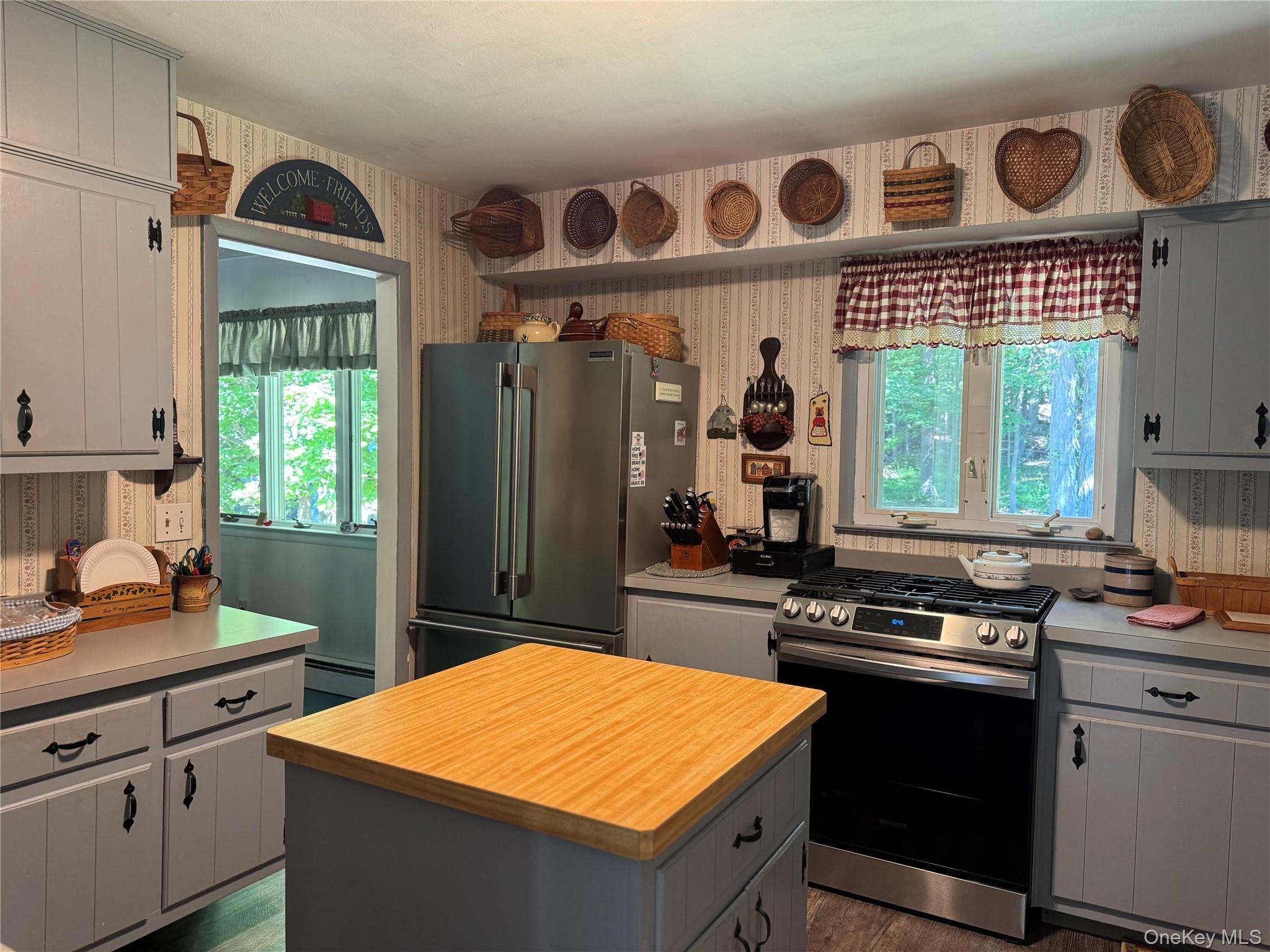 #5 photo, 408 County Route 22, Middletown , NY 10940