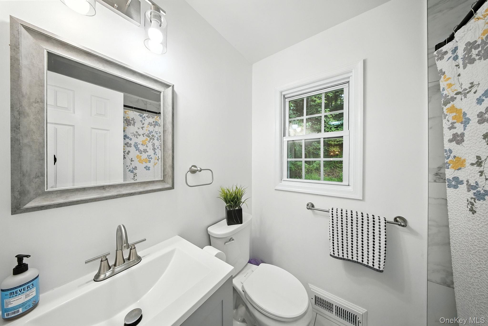 #20 photo, 526 State Route 42, Port Jervis , NY 12780