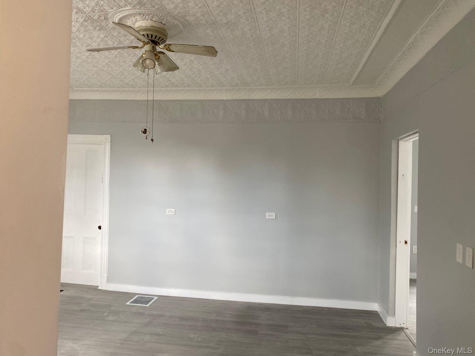 #5 photo, 14 Glass Street, Port Jervis , NY 12771