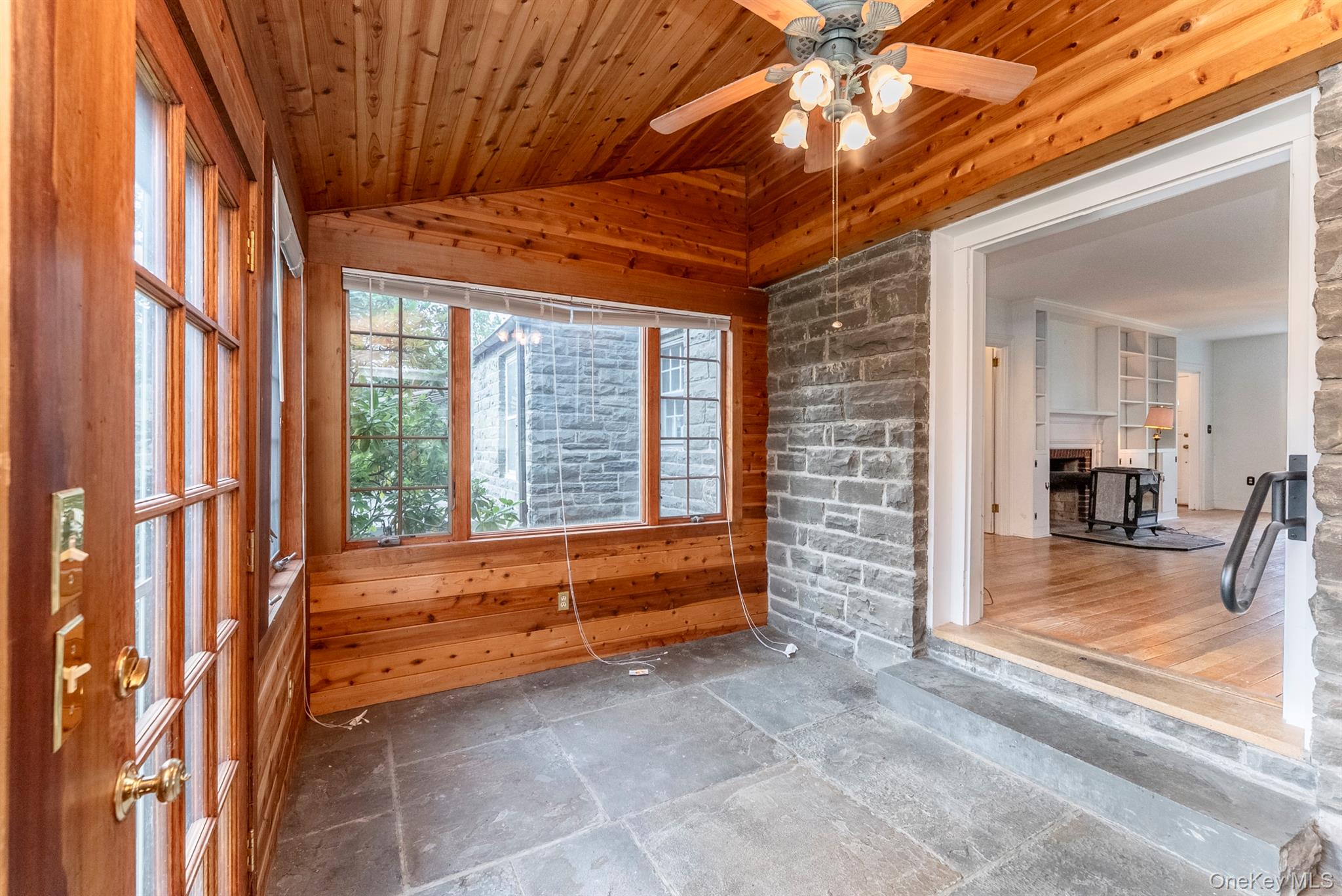 #18 photo, 12 Zandhoek Road, Hurley , NY 12443