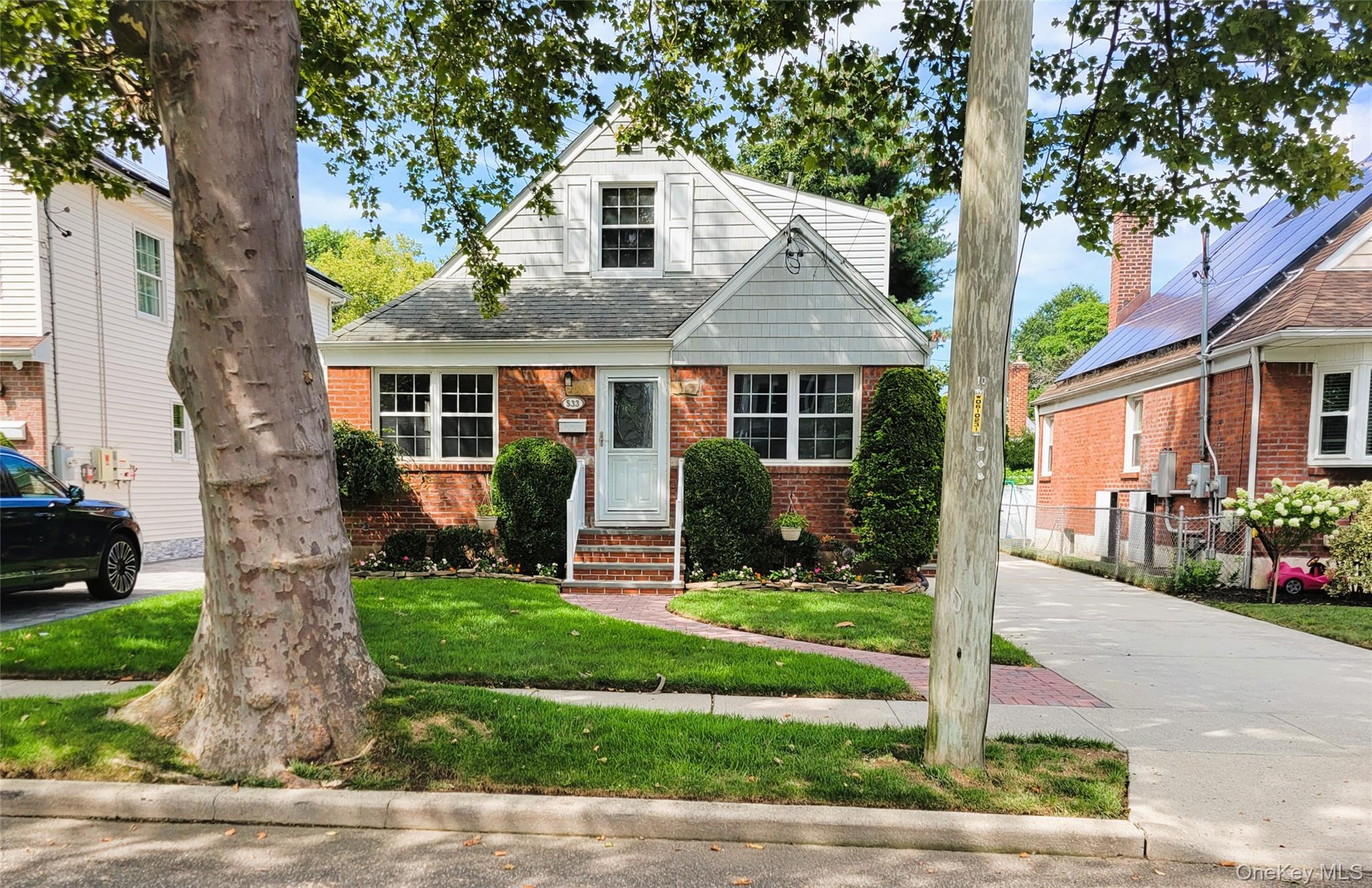 #1 photo, 533 10th Avenue, नासाउ काउंटी New Hyde Park , NY 11040