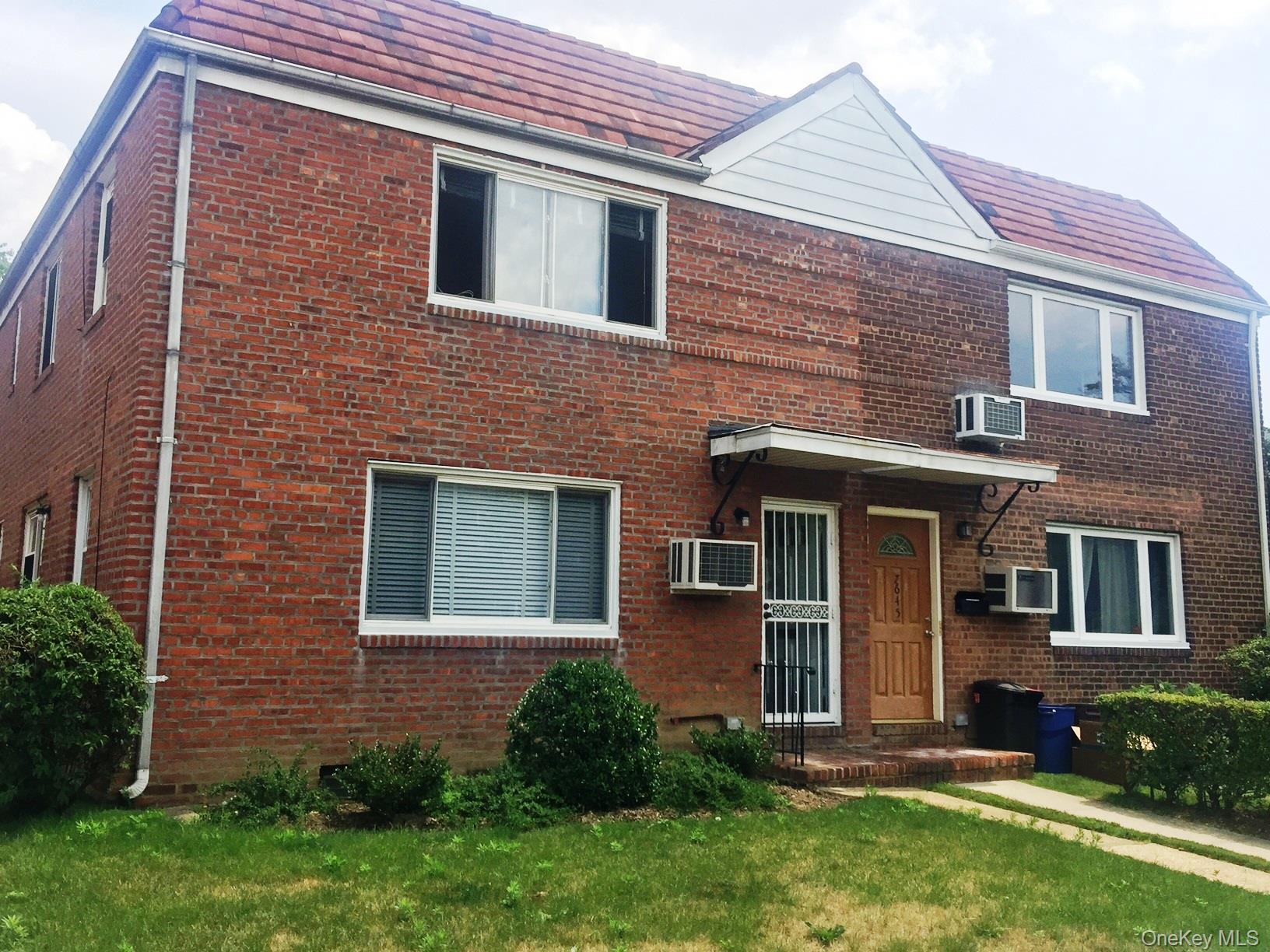 #1 photo, 76-41 170th Street, 皇后区 新鲜草原 Fresh Meadows , NY 11366