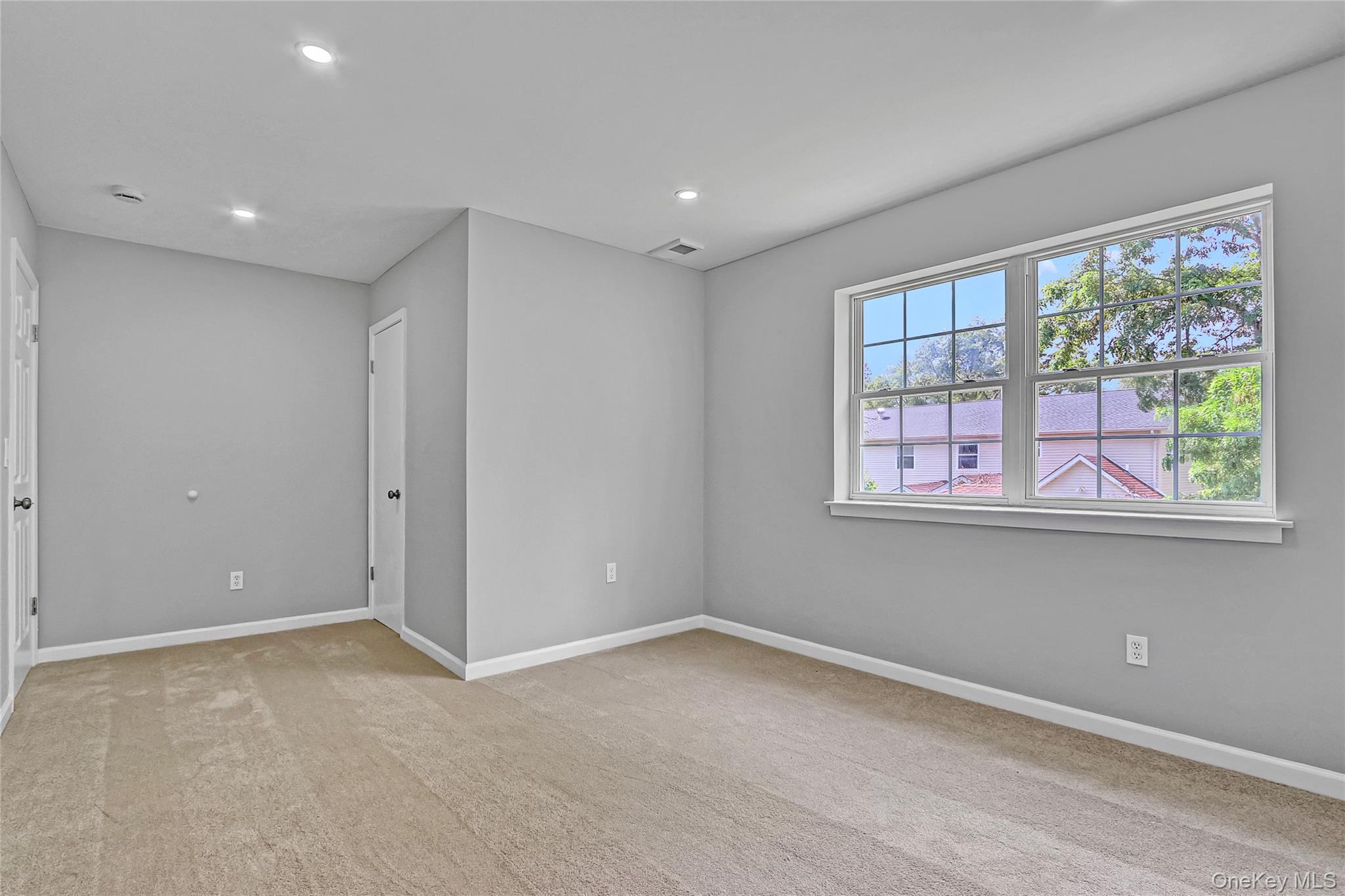 #14 photo, 125 Smith Street, Central Islip , NY 11722