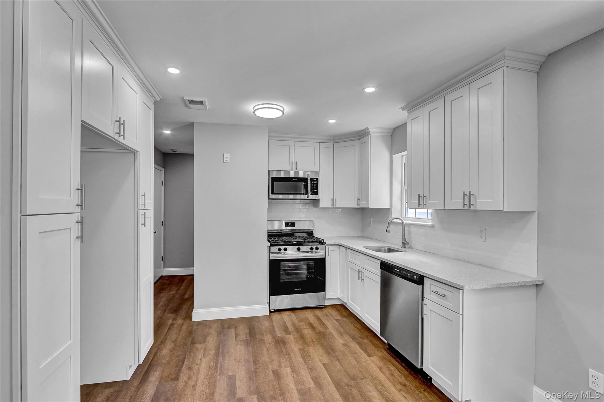 #7 photo, 125 Smith Street, Central Islip , NY 11722