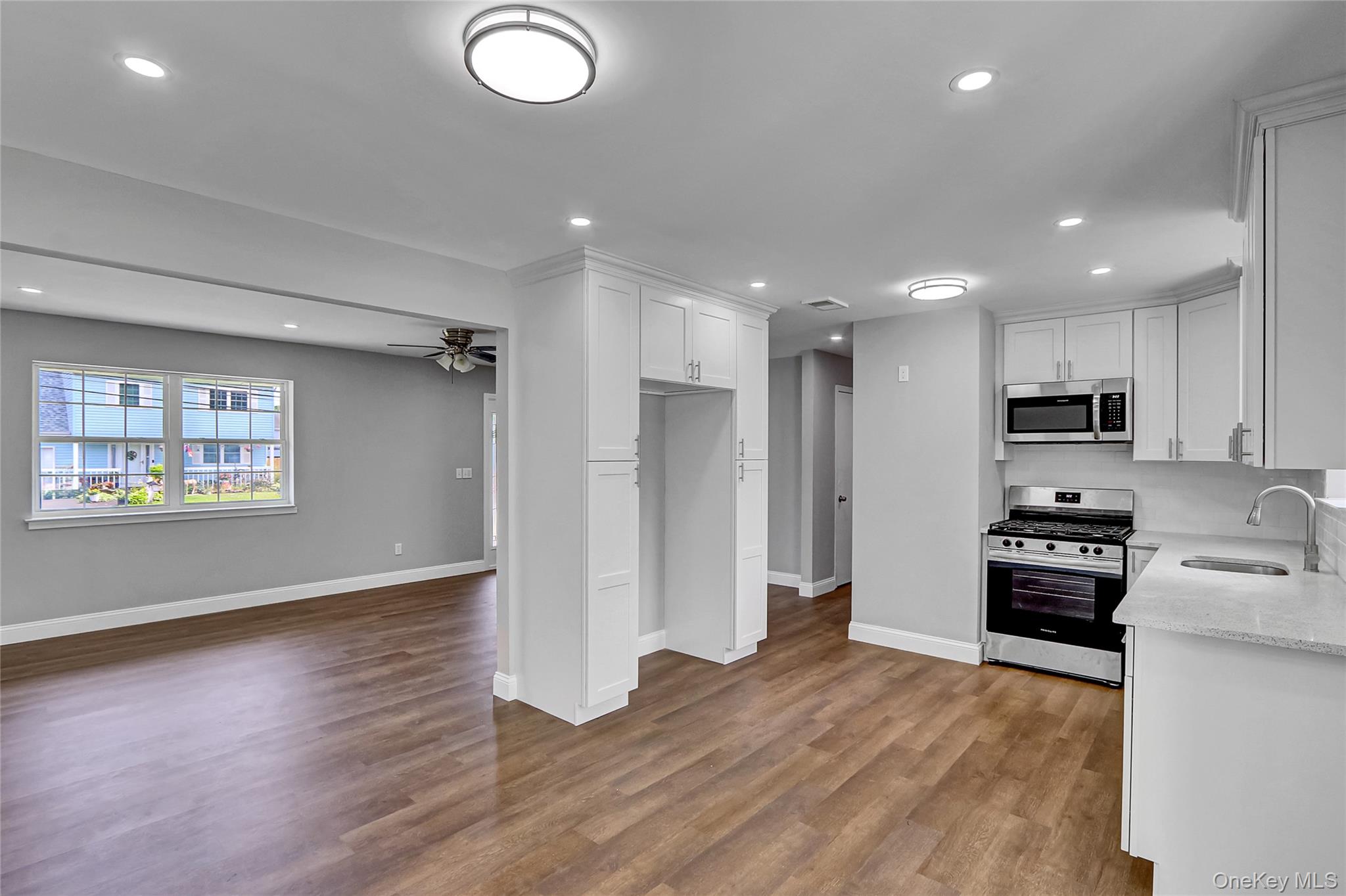 #9 photo, 125 Smith Street, Central Islip , NY 11722