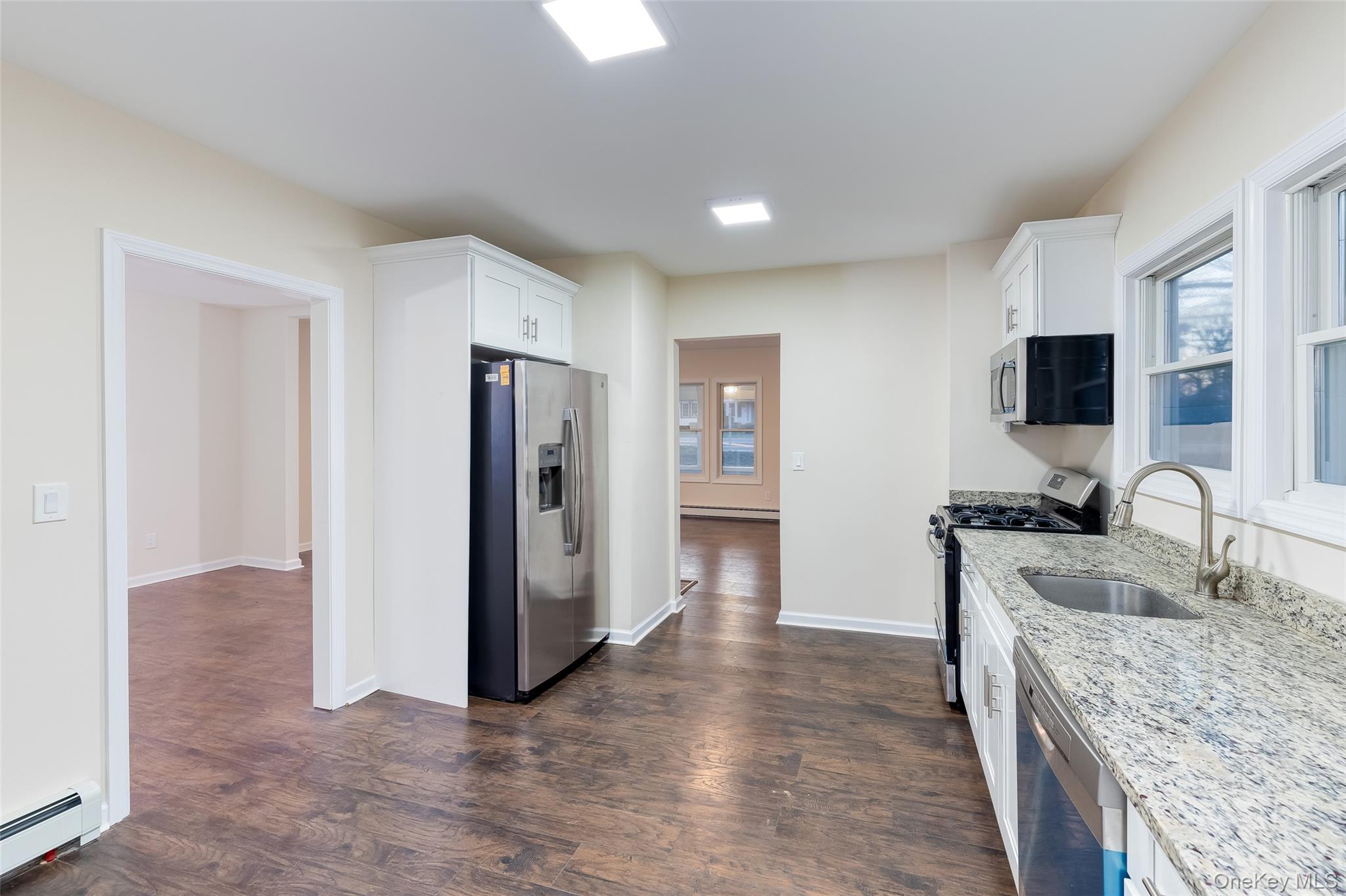 #4 photo, 30170 Main Road, サフォーク郡 Cutchogue , NY 11935