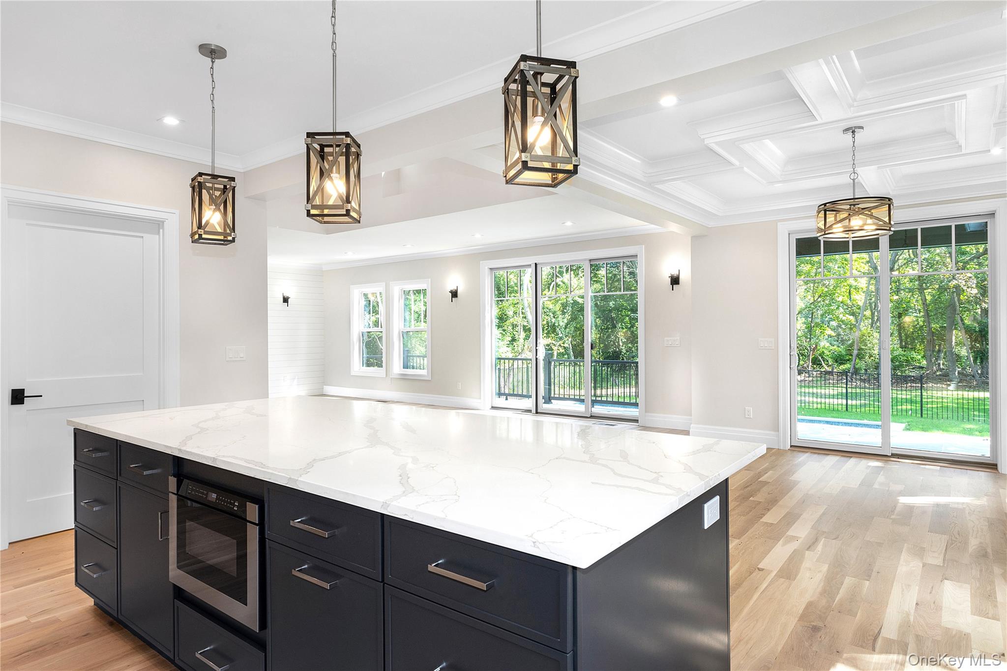 #11 photo, 265 Arshamomaque Avenue, サフォーク郡 Southold , NY 11971